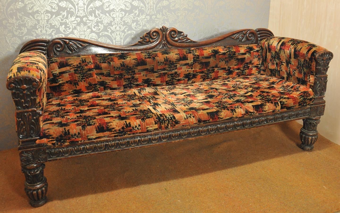 William IV Day-Bed / Chaise / Sofa (1 of 6)
