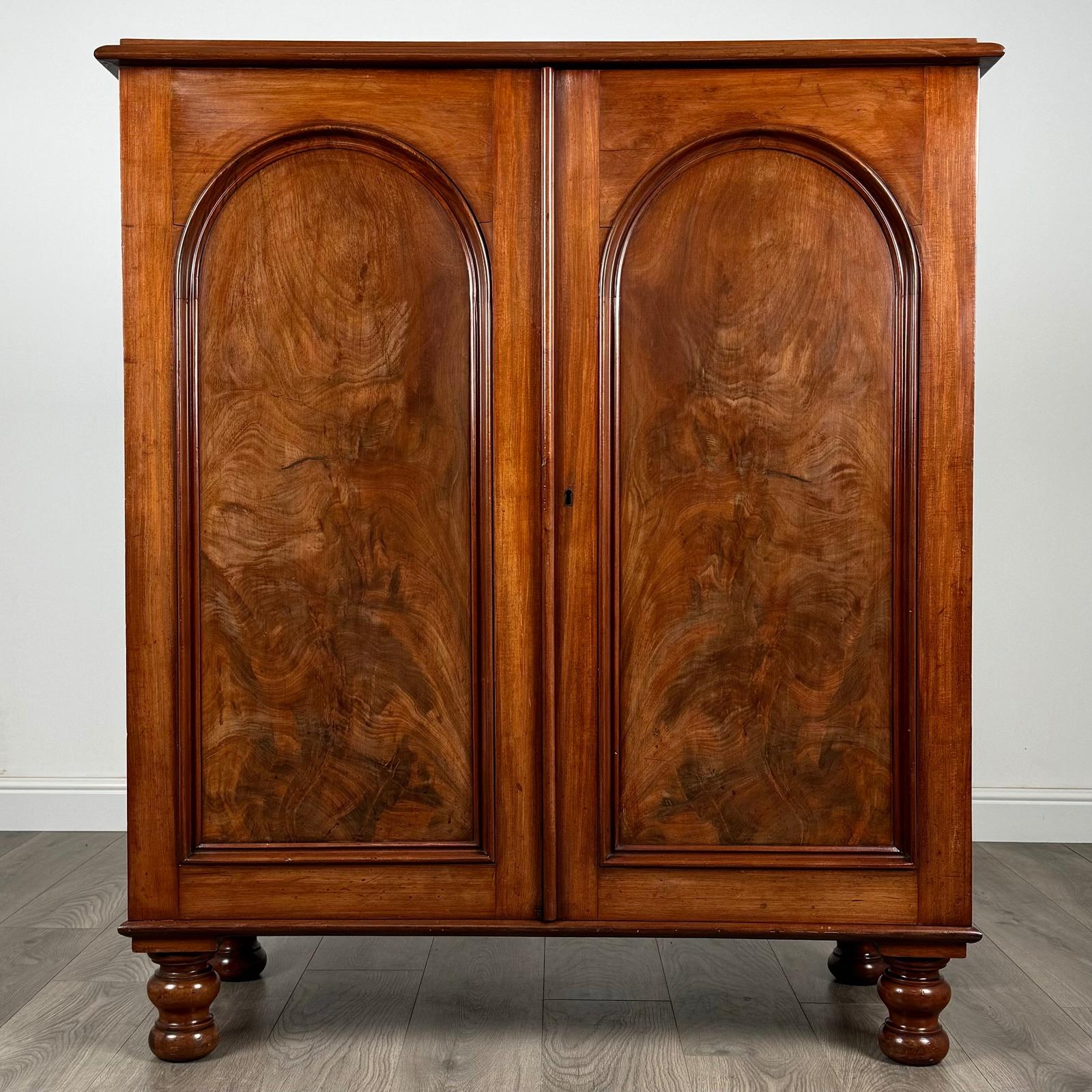 Antique 19th Century Dwarf Wardrobe In Mahogany (1 of 13) Antique 19th Century Dwarf Wardrobe In Mahogany (1 of 13)