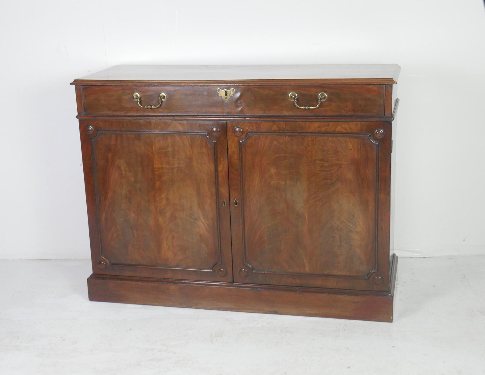 Georgian Side Cabinet (1 of 10) Georgian Side Cabinet (1 of 10)