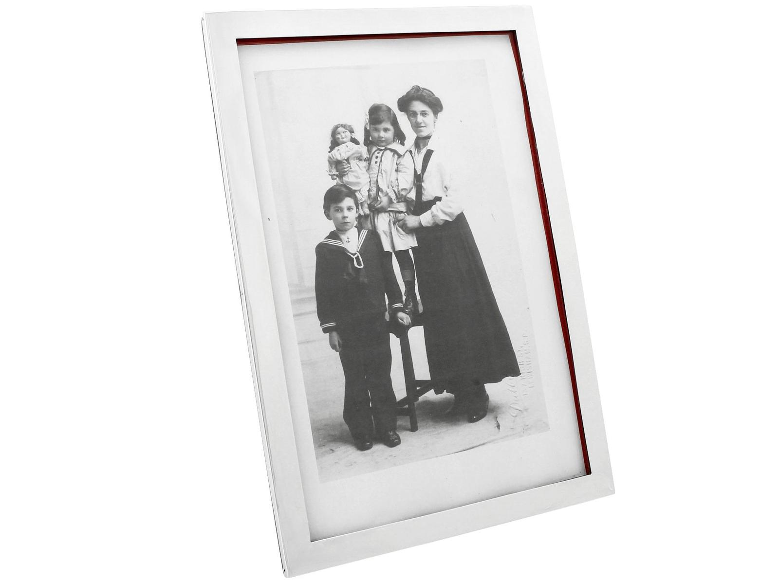 George V Sterling Silver Photograph Frame 1929 (1 of 9) George V Sterling Silver Photograph Frame 1929 (1 of 9)