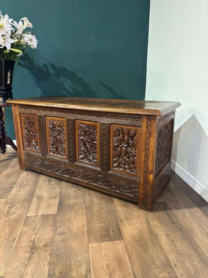 Antique Oak Coffer with Quadruple Panel Front (1 of 16) Antique Oak Coffer with Quadruple Panel Front (1 of 16)