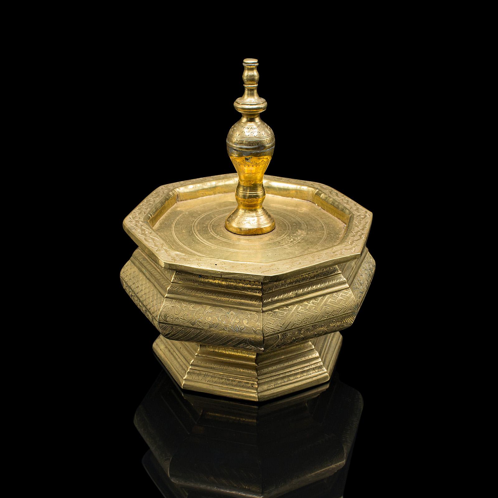 Antique Temple Betel Nut Dish, Indonesian, Engraved Brass Sireh Stand c.1850 (1 of 12)