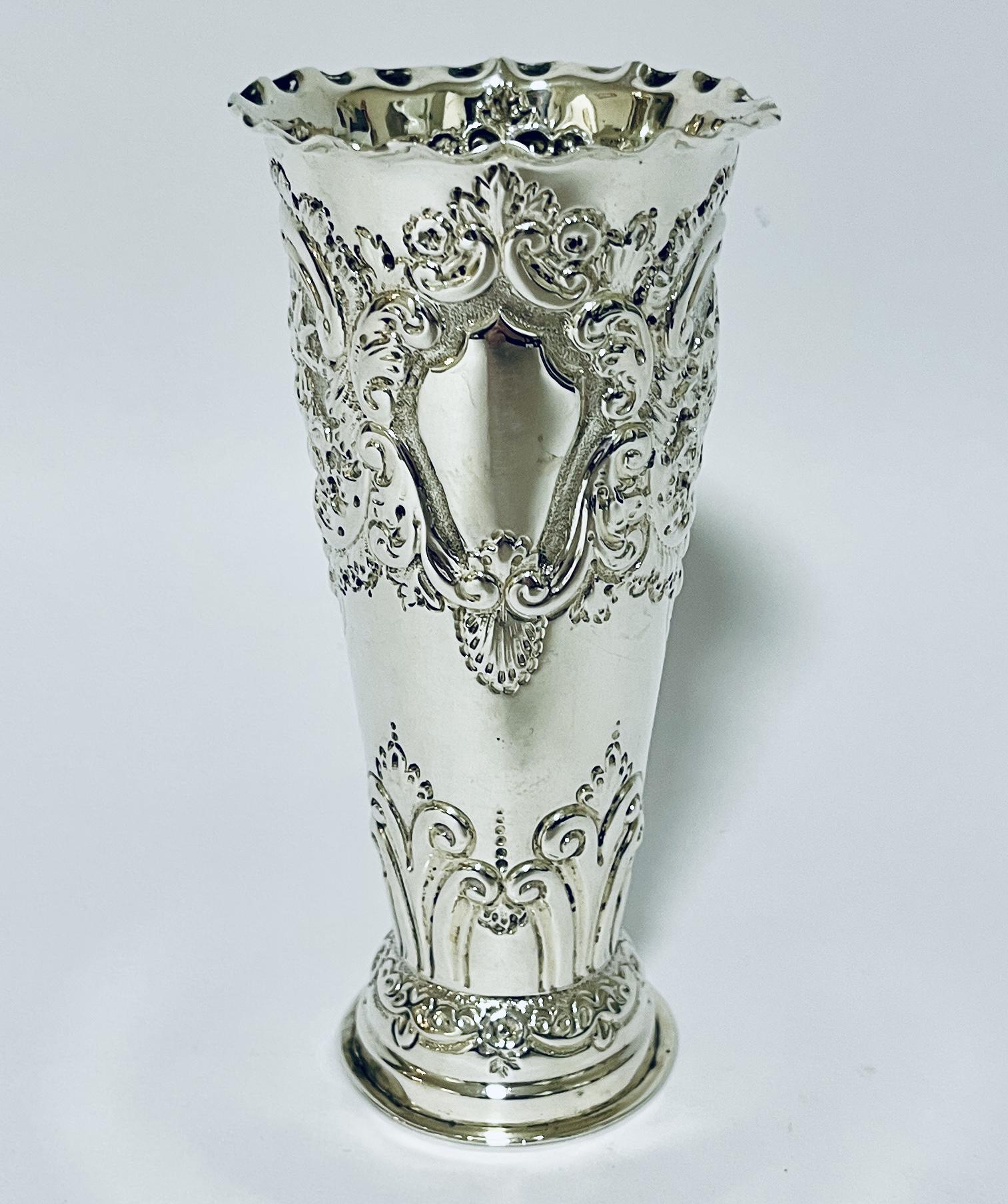 Victorian Silver Vase (1 of 10) Victorian Silver Vase (1 of 10)