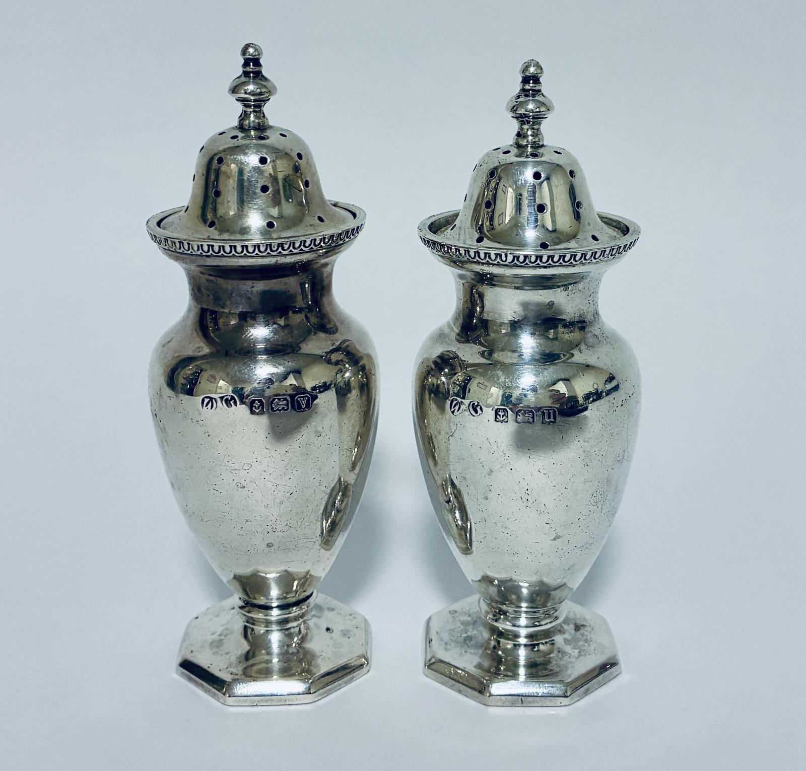 Pair Antique Silver Pepper Pots (1 of 10) Pair Antique Silver Pepper Pots (1 of 10)