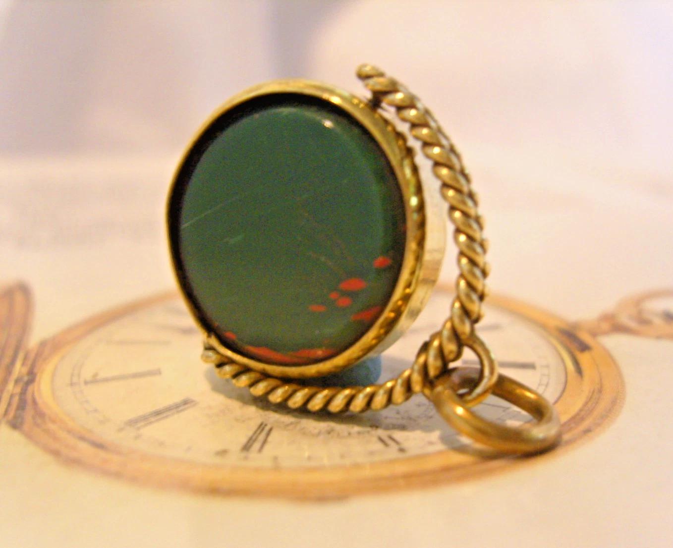 Pocket Watch Chain Fob Swivel 1920s Large Bloodstone & Carnelian Antique Fob (1 of 11) Pocket Watch Chain Fob Swivel 1920s Large Bloodstone & Carnelian Antique Fob (1 of 11)