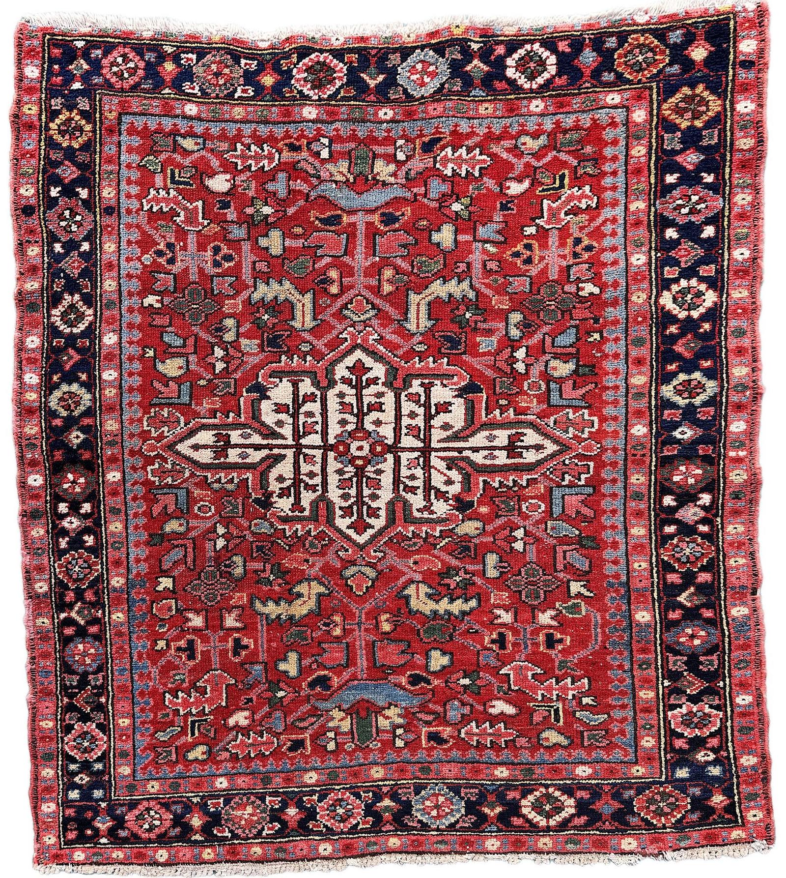 Antique Heriz Rug 1.28m x 1.15m (1 of 20) Antique Heriz Rug 1.28m x 1.15m (1 of 20)