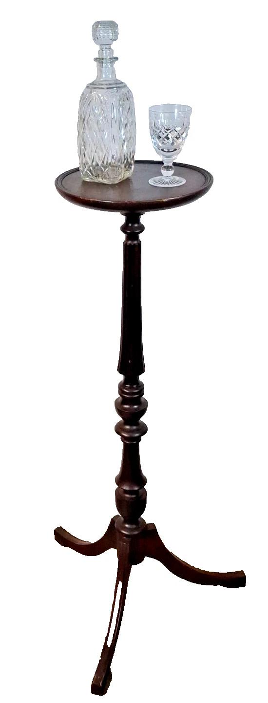 Antique Mahogany Plant Stand with Pedestal Base (1 of 7) Antique Mahogany Plant Stand with Pedestal Base (1 of 7)