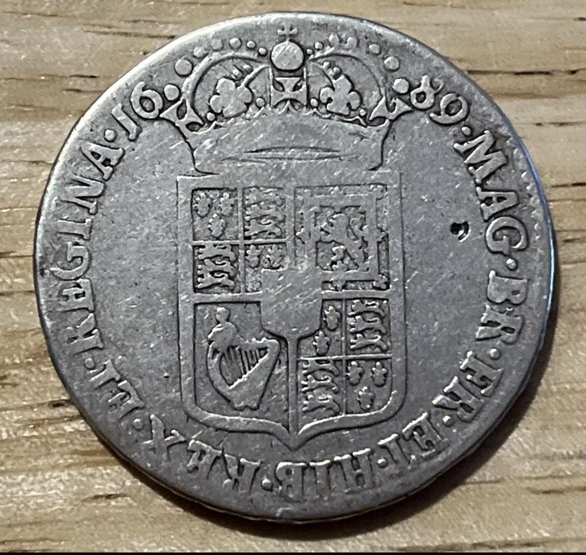 William and Mary - 1689 Silver Halfcrown - Primo (1 of 16)