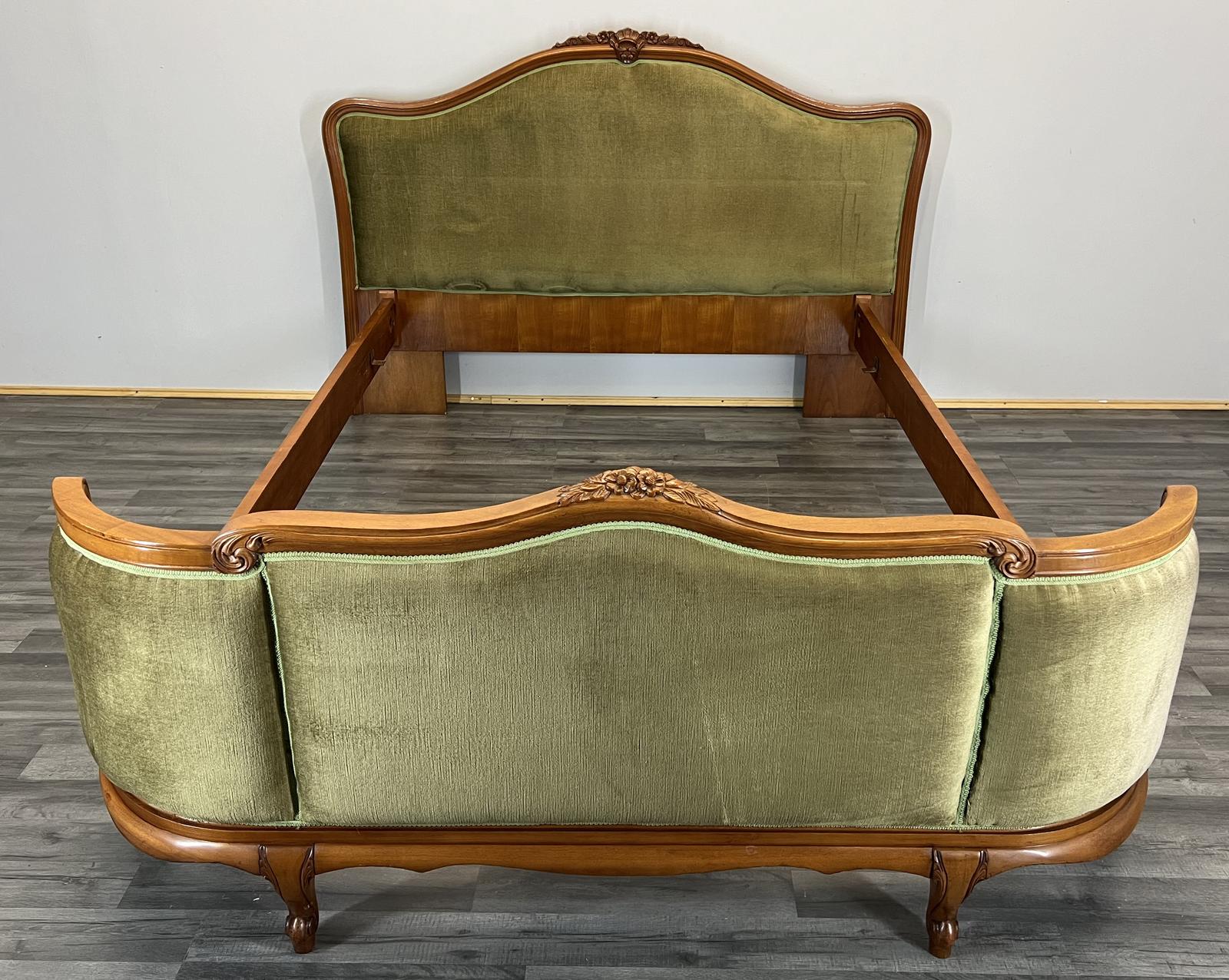 Amazing Rare Carved French Double Bed (1 of 15) Amazing Rare Carved French Double Bed (1 of 15)