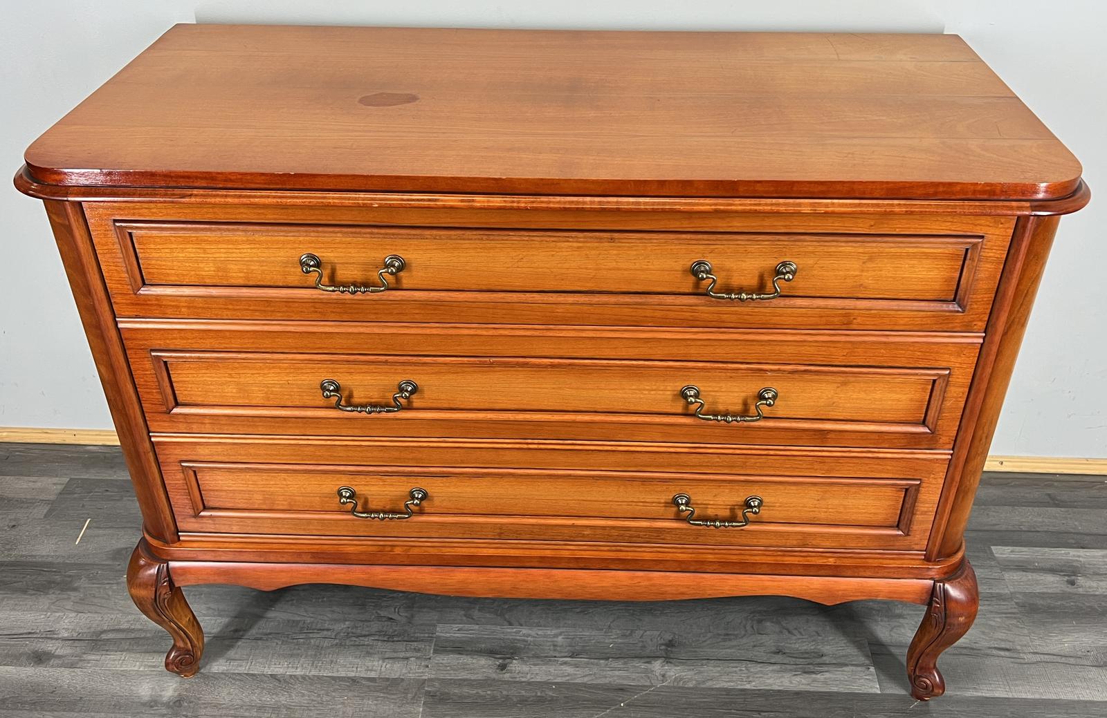Chest of Drawers Vintage French Style with 3 Drawer Carved Cabinet (1 of 11)