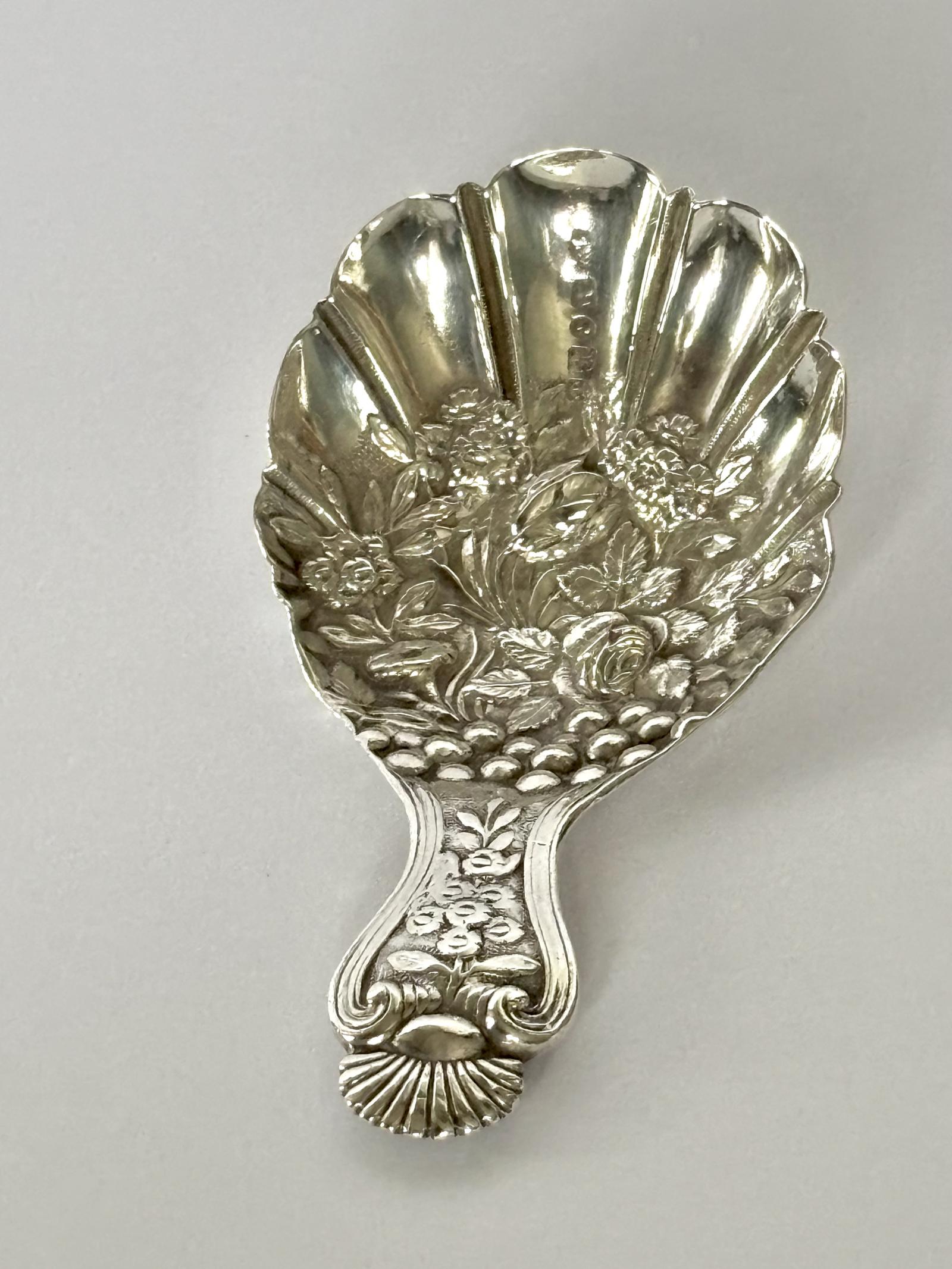 Early Victorian Silver Shell Caddy Spoon Flowers - Joseph Willmore - Birmingham 1844 (1 of 9) Early Victorian Silver Shell Caddy Spoon Flowers - Joseph Willmore - Birmingham 1844 (1 of 9)