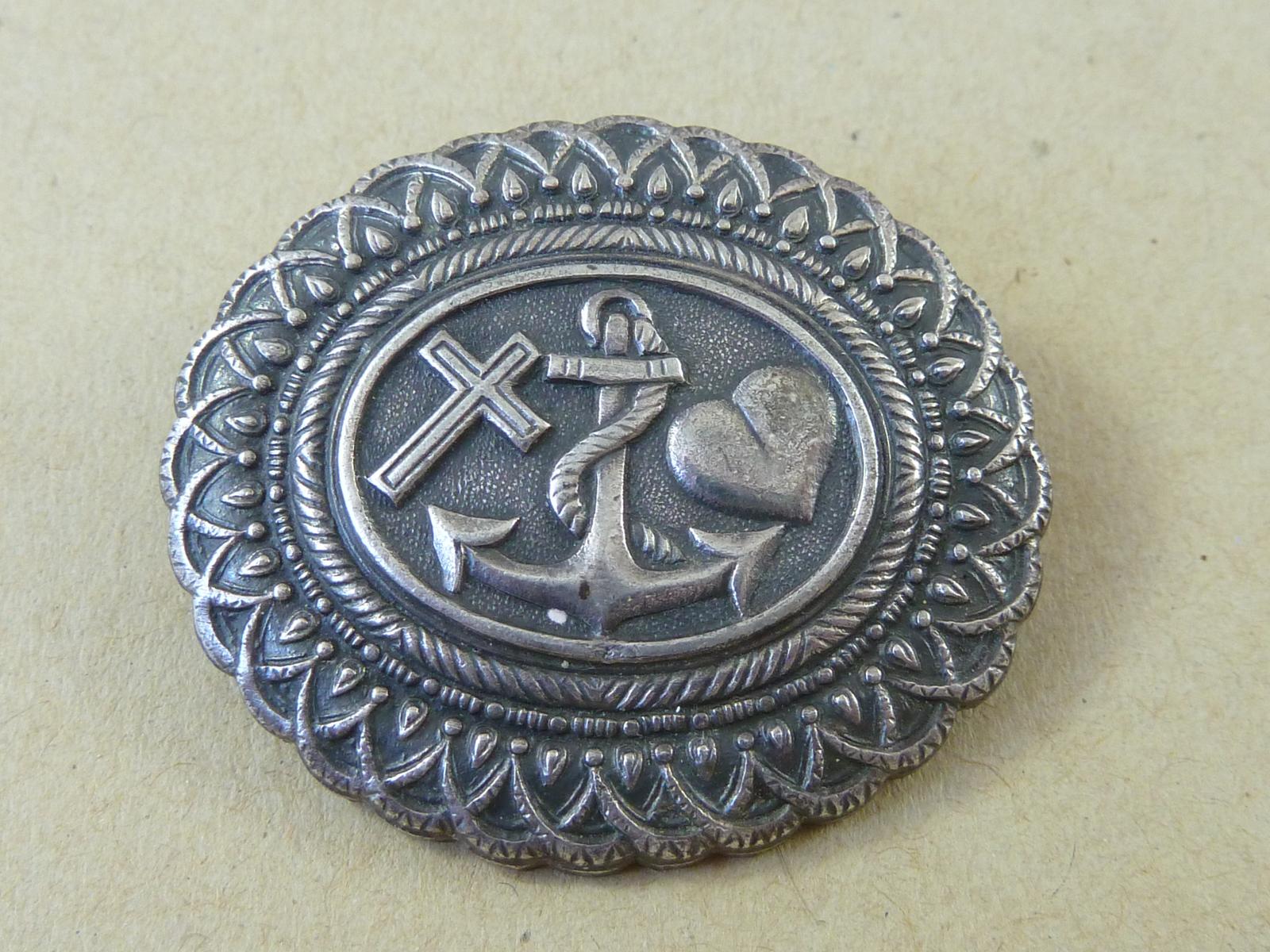 Victorian Silver Sentimental Brooch Pin Faith Hope & Charity Heart Cross Fouled Anchor Christian (1 of 6)