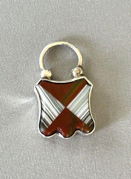 Victorian Scottish Agate & Silver Padlock Clasp (1 of 5) Victorian Scottish Agate & Silver Padlock Clasp (1 of 5)
