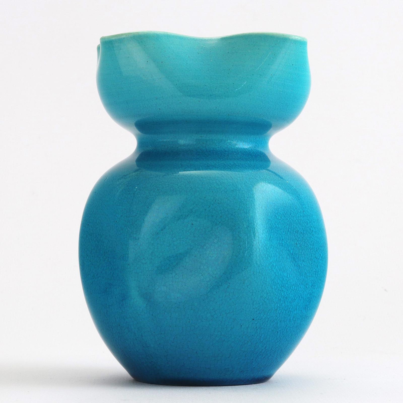 Burmantofts Faience Turquoise Blue Dimpled & Crimped Vase c.1890 (1 of 10) Burmantofts Faience Turquoise Blue Dimpled & Crimped Vase c.1890 (1 of 10)