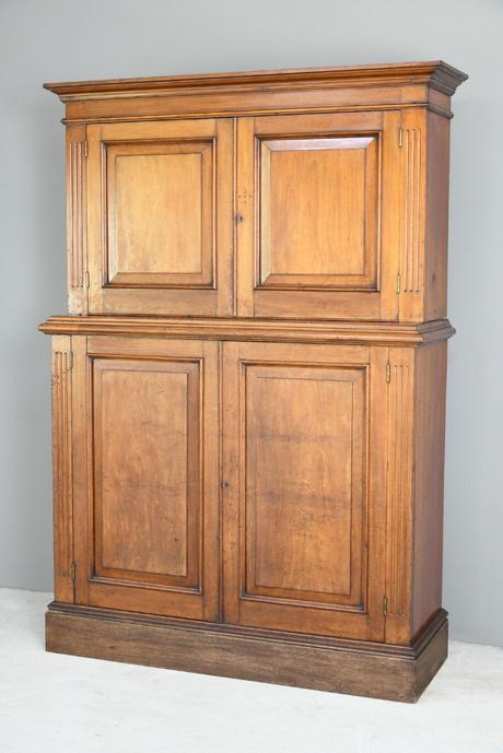 Victorian Large Mahogany Cupboard (1 of 11) Victorian Large Mahogany Cupboard (1 of 11)