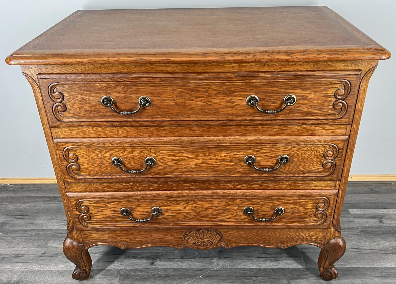 Chest of Drawers Vintage French Oak Louis XV Style Carved Cabinet (1 of 9)