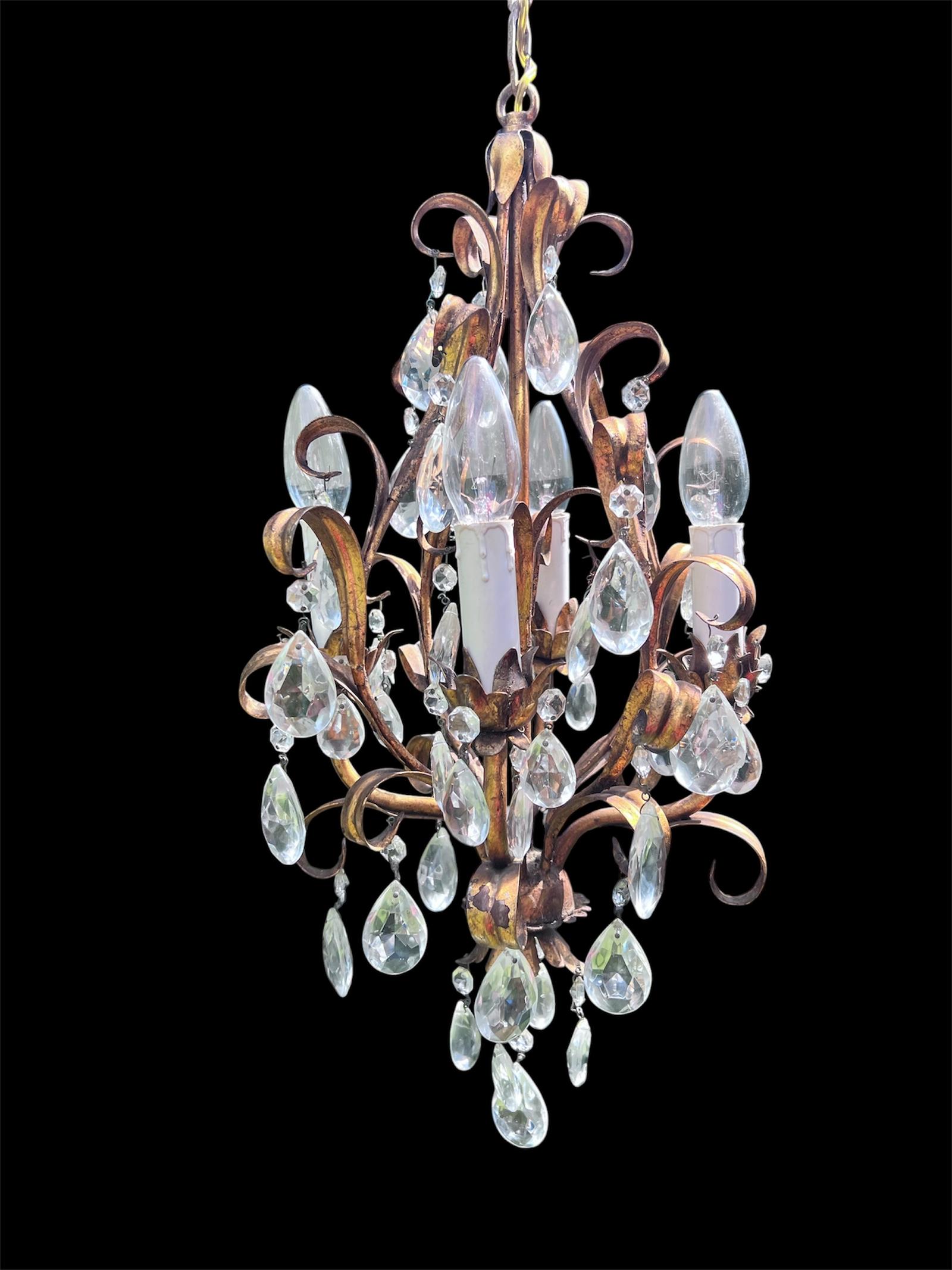 Italian Gilt Leafy Antique Crystal Chandelier C1920 (1 of 11) Italian Gilt Leafy Antique Crystal Chandelier C1920 (1 of 11)