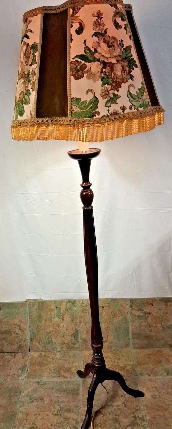 Antique Mahogany Floor Lamp With Original Shade And Candle Moulded Bulb Holder (1 of 8)