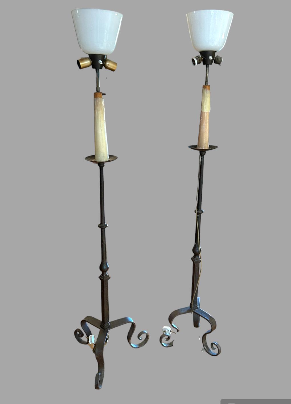 A Pair of Early 20thc Hand Made Wrought Iron Standard Lamps (1 of 4) A Pair of Early 20thc Hand Made Wrought Iron Standard Lamps (1 of 4)