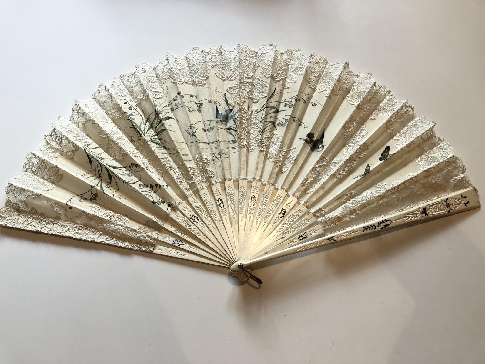 Large Late Victorian Edwardian Bone Fan With Chiffon and Lace (1 of 9)