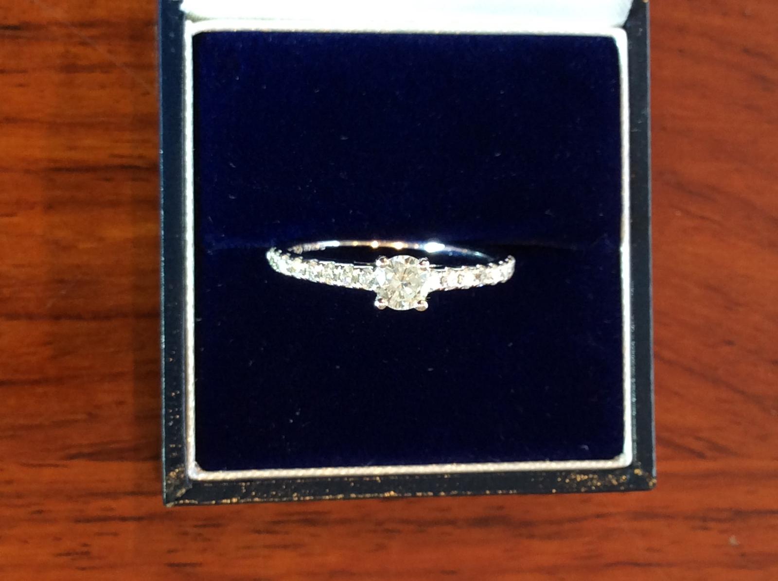 DIAMOND SOLITAIRE RING NATURAL (Not Lab Grown) (1 of 2)