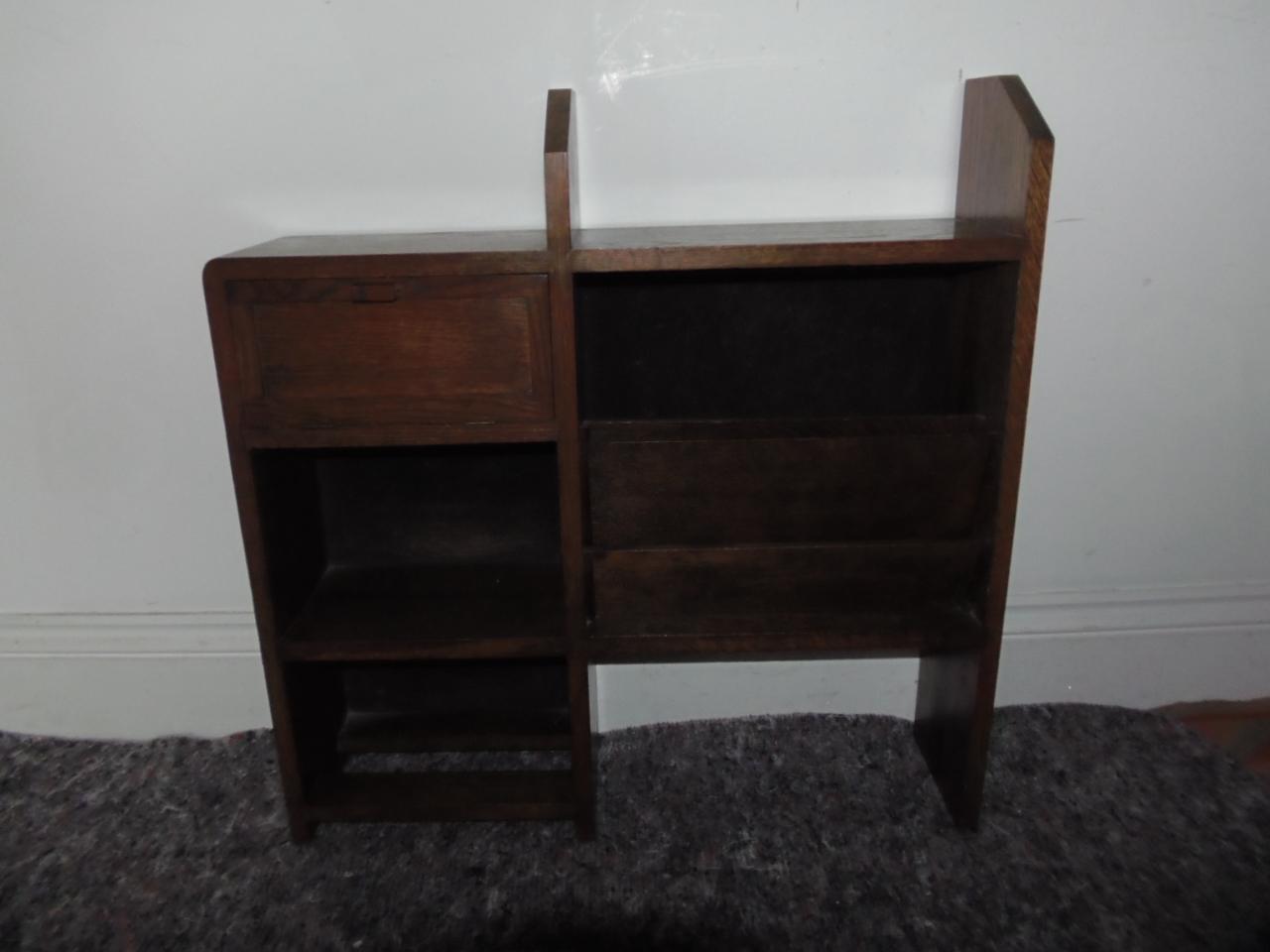 Cotswold School Oak Stand (1 of 12)