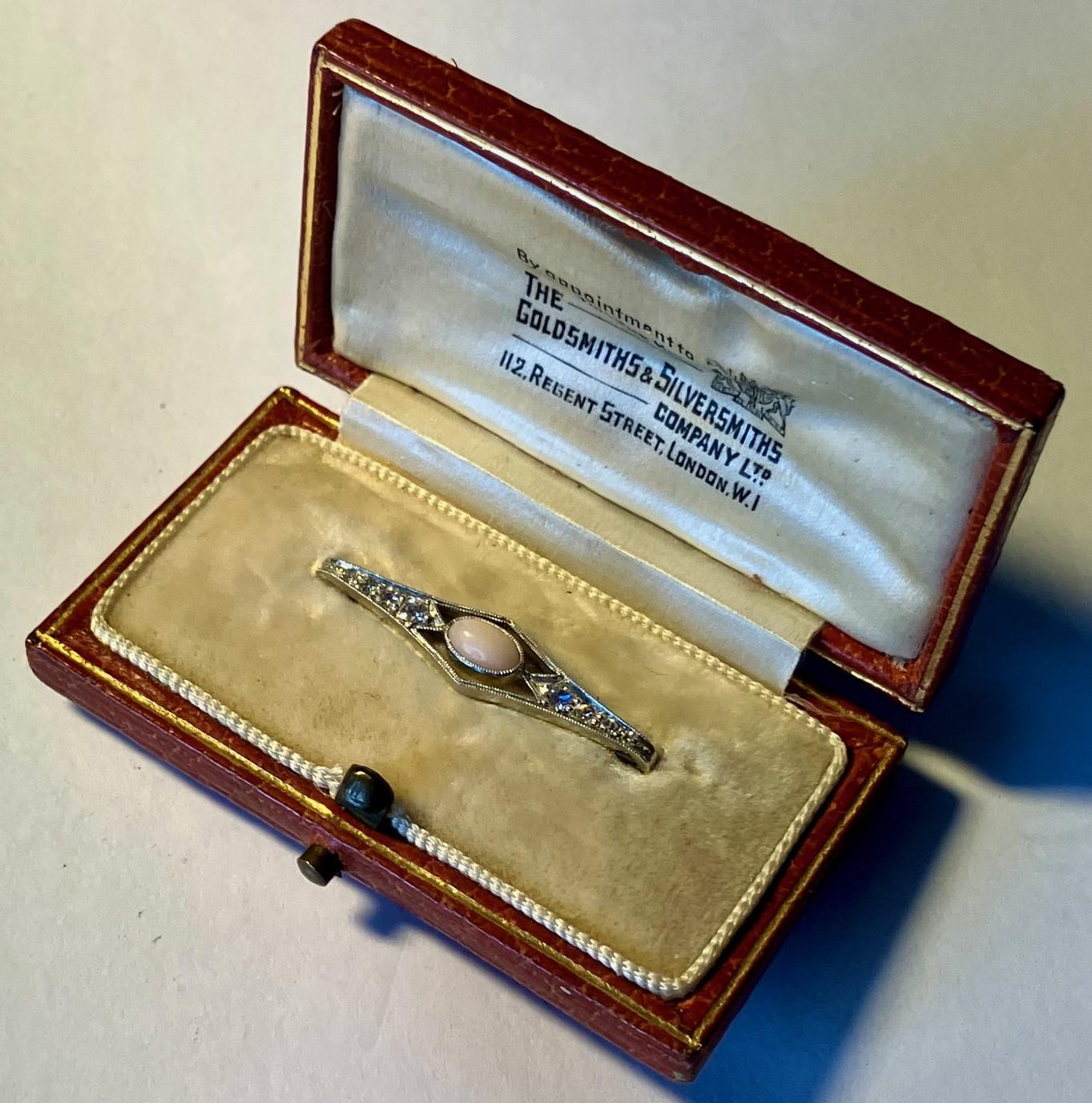 Art Deco Gold, Platinum, Diamond & Coral Boxed Brooch (1 of 7)