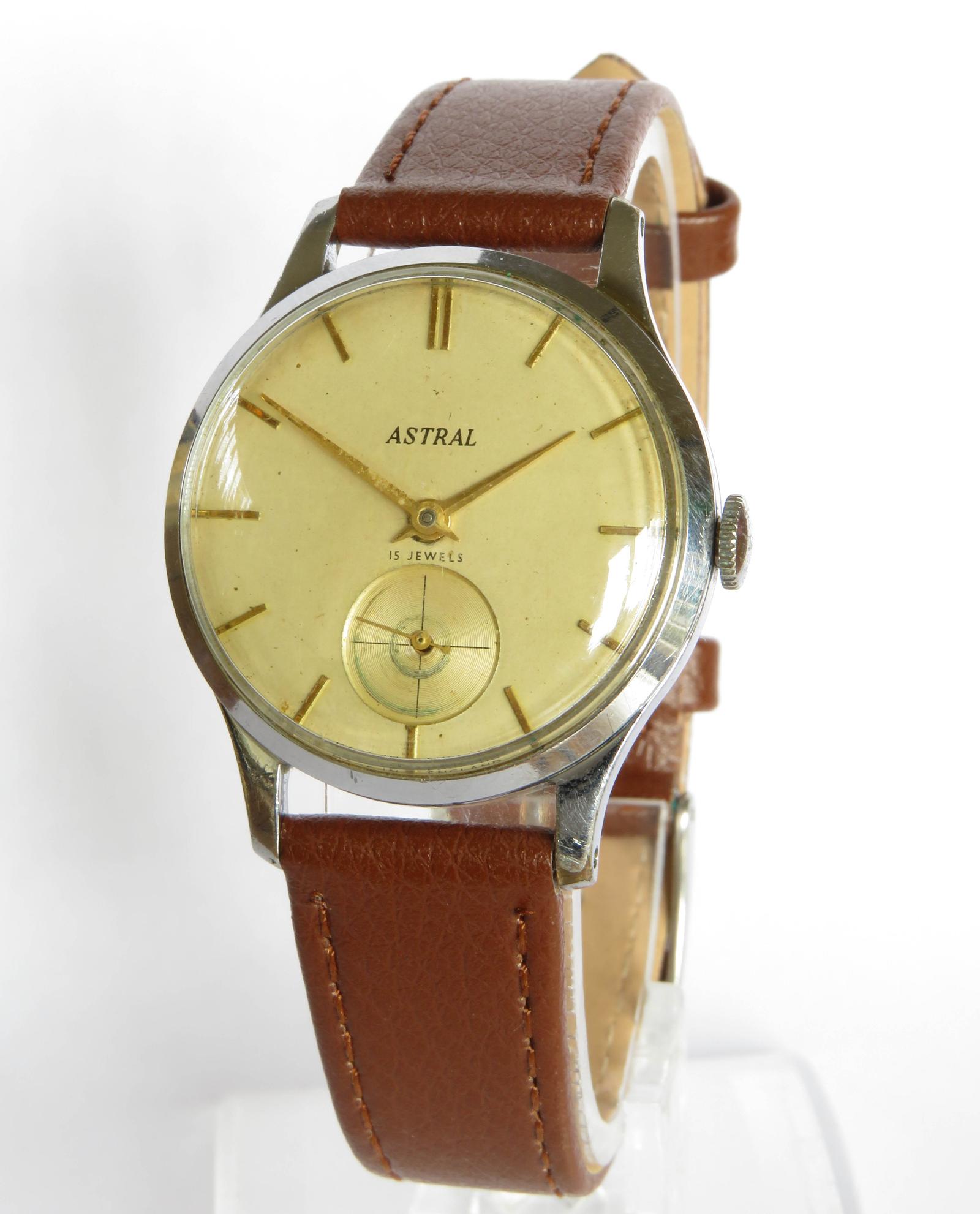 Watch: Gents 1960s Smiths Astral Wrist Watch (1 of 5)