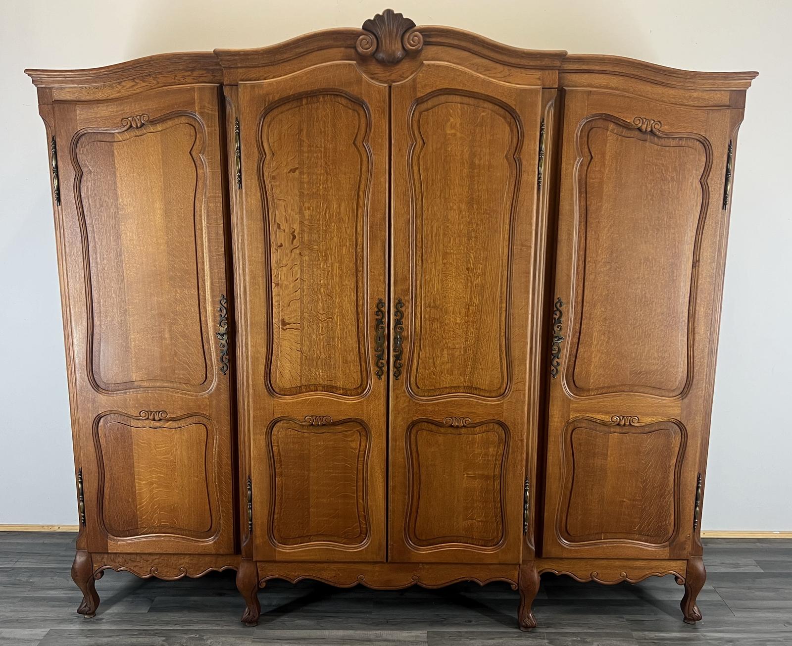 Wardrobe French Vintage Oak 4 Door Armoire Retro (1 of 9) Wardrobe French Vintage Oak 4 Door Armoire Retro (1 of 9)