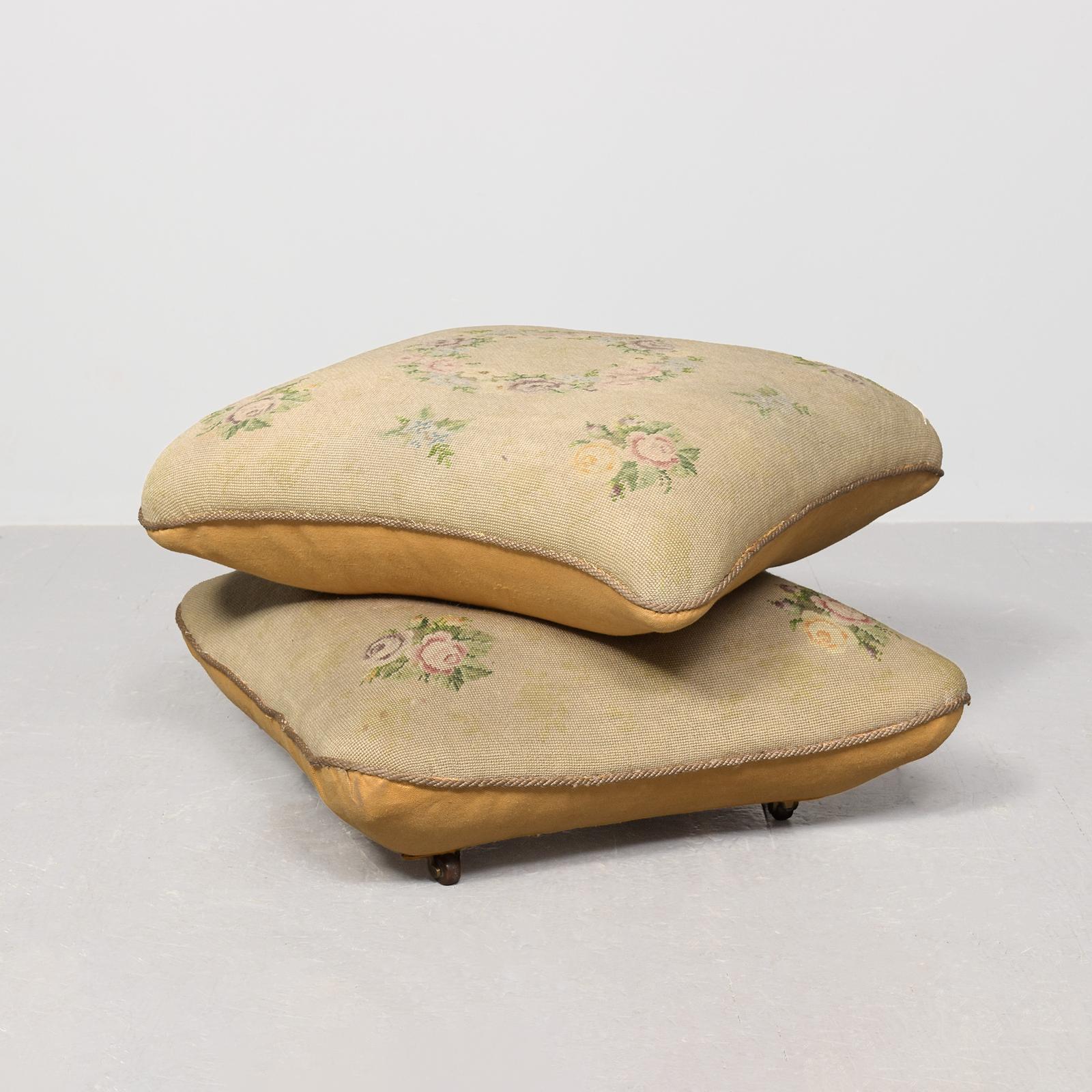 Stylish Two-part Upholstered Stool (1 of 7) Stylish Two-part Upholstered Stool (1 of 7)