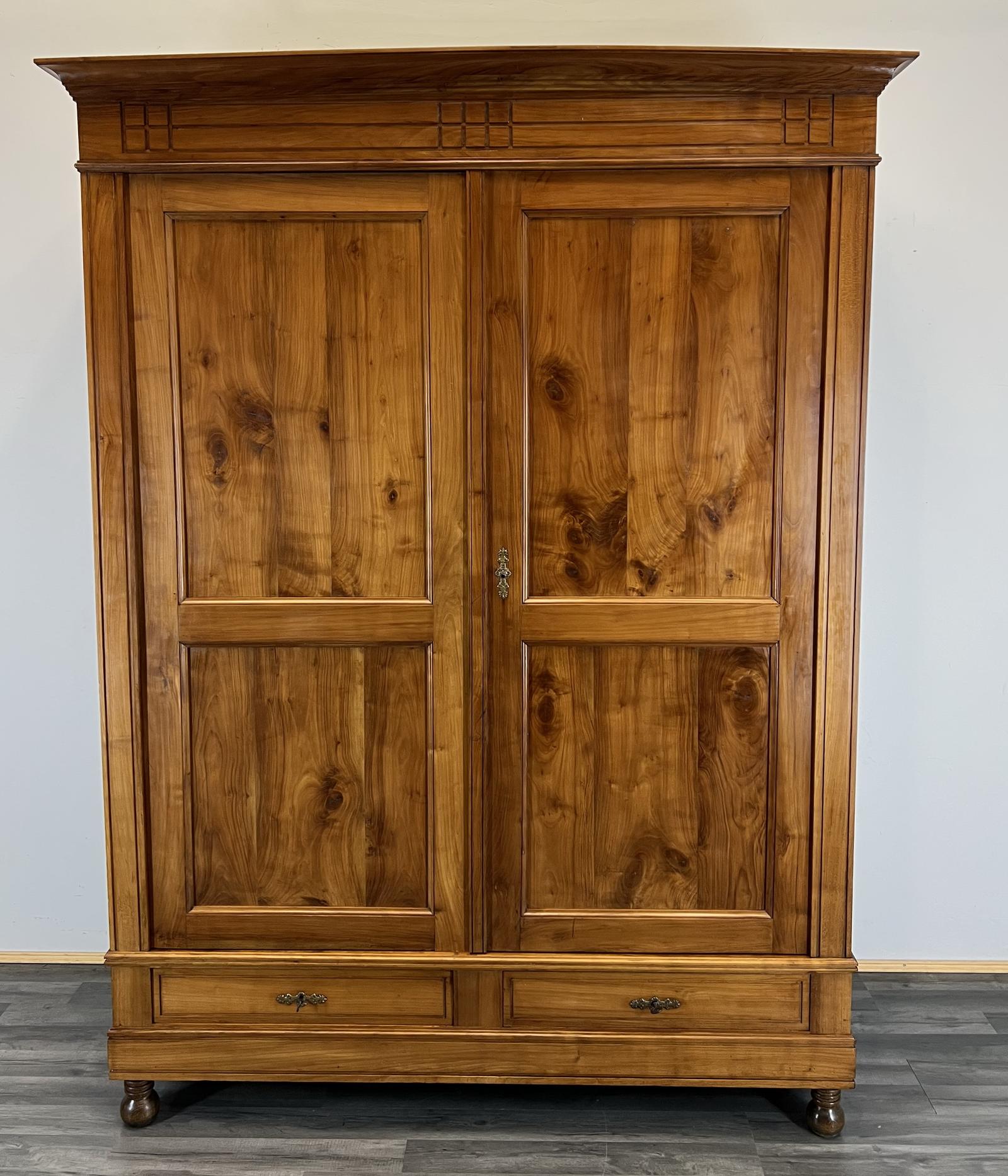 Armoire Wardrobe -antique French Carved Wardrobe (1 of 12) Armoire Wardrobe -antique French Carved Wardrobe (1 of 12)