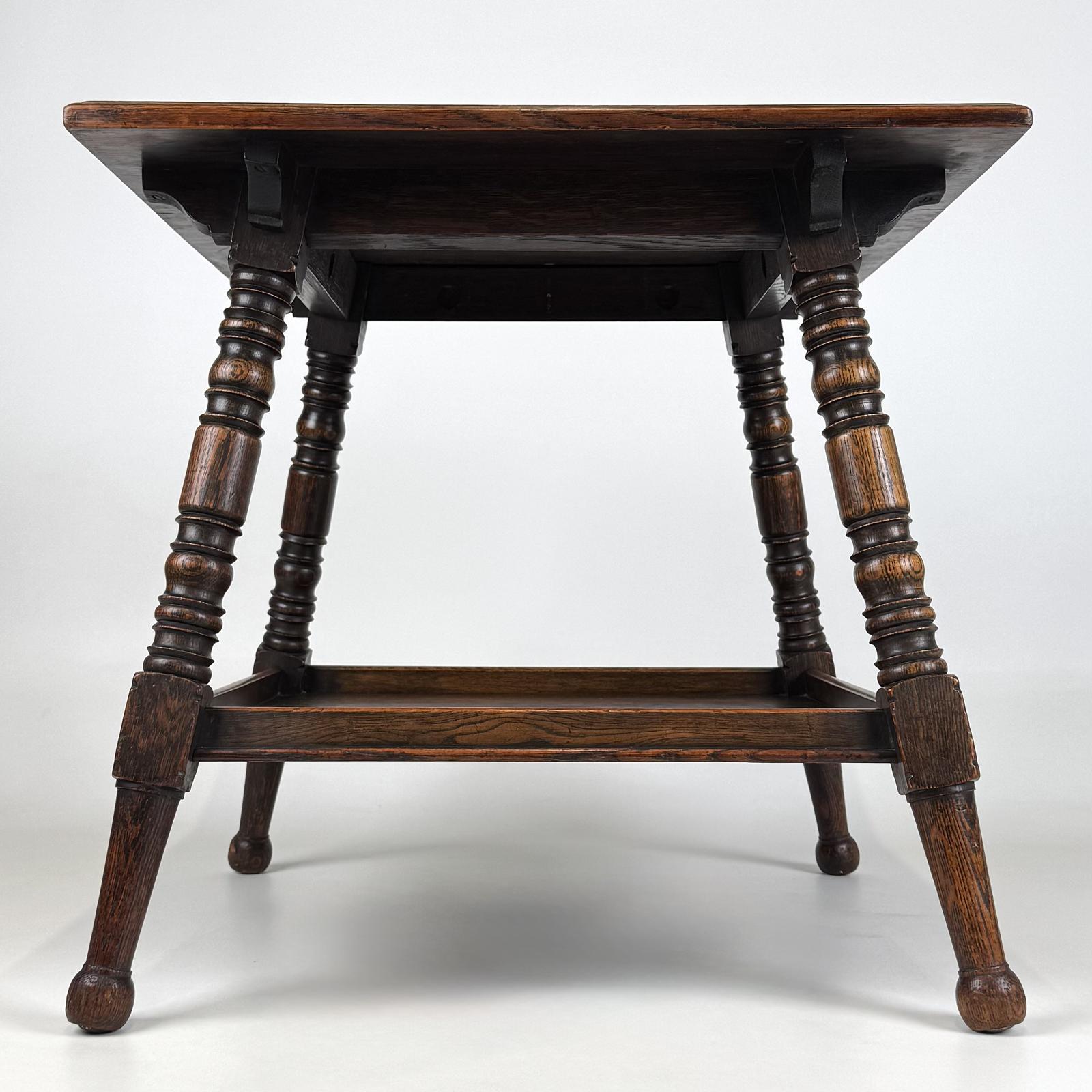 Antique 20th Century Good Quality Oak Side Table (1 of 9)