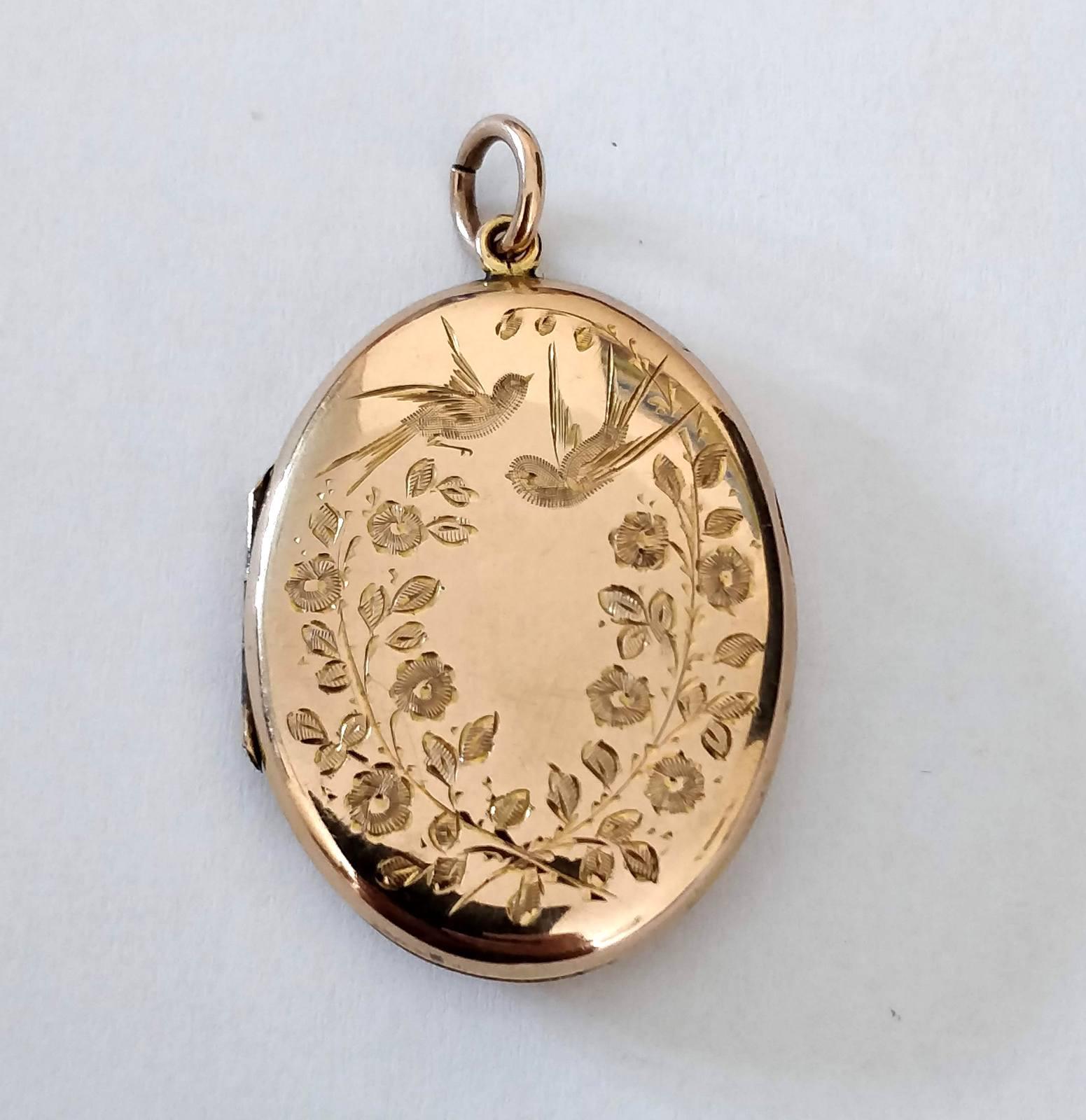 Superb Victorian Oval 9ct Back and Front Locket (1 of 7) Superb Victorian Oval 9ct Back and Front Locket (1 of 7)