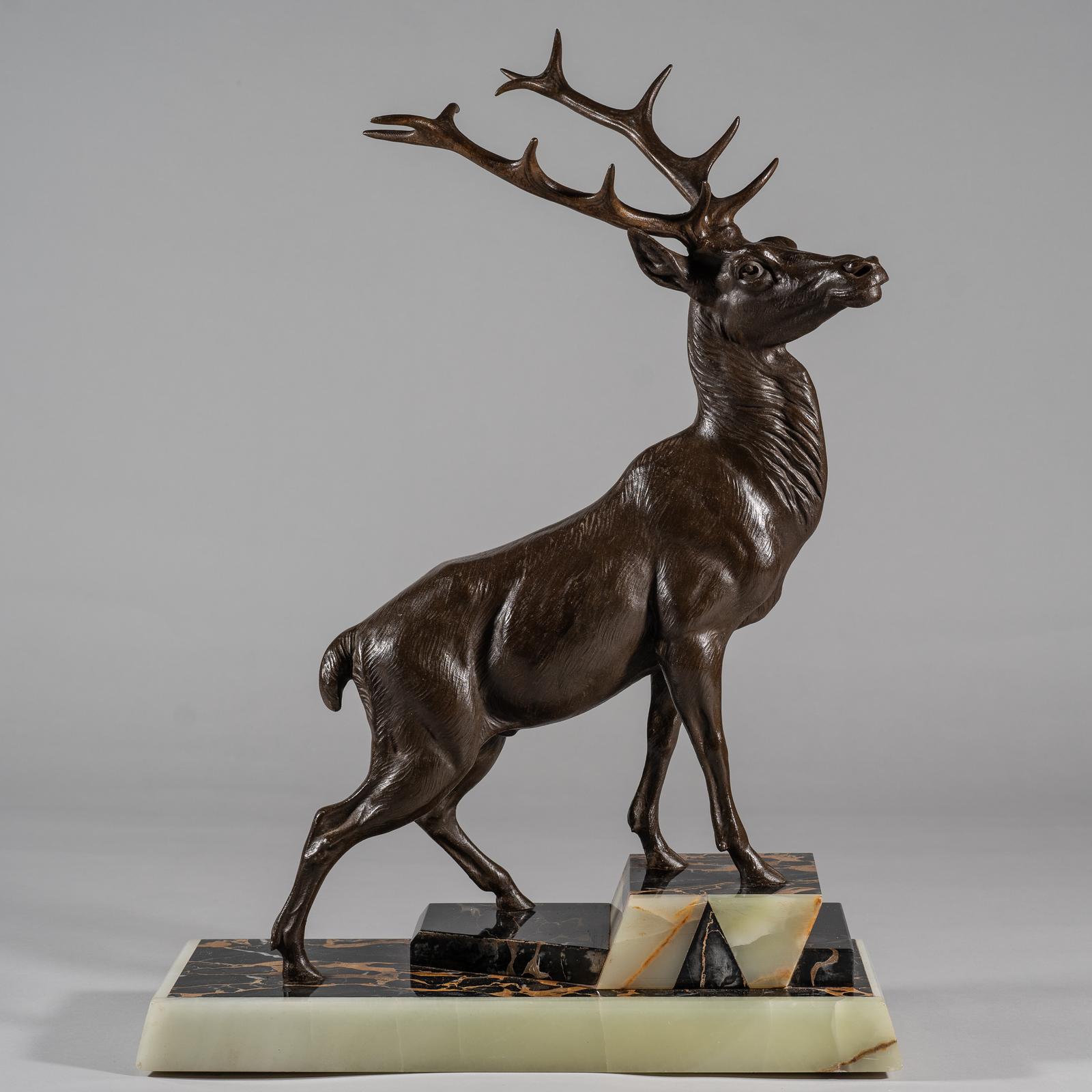 Large French Art Deco Sculpture of Stag Set on Marble & Onyx Base (1 of 12)