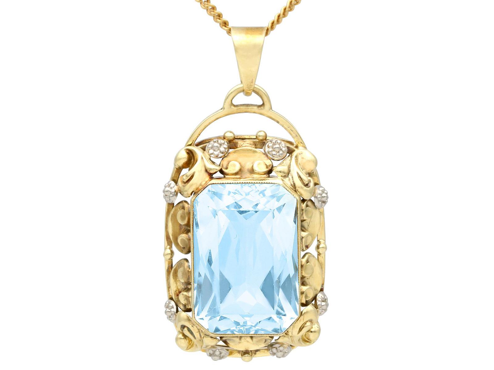 10.46ct Aquamarine & 14ct Yellow Gold Pendant - Vintage c.1940 (1 of 10) 10.46ct Aquamarine & 14ct Yellow Gold Pendant - Vintage c.1940 (1 of 10)