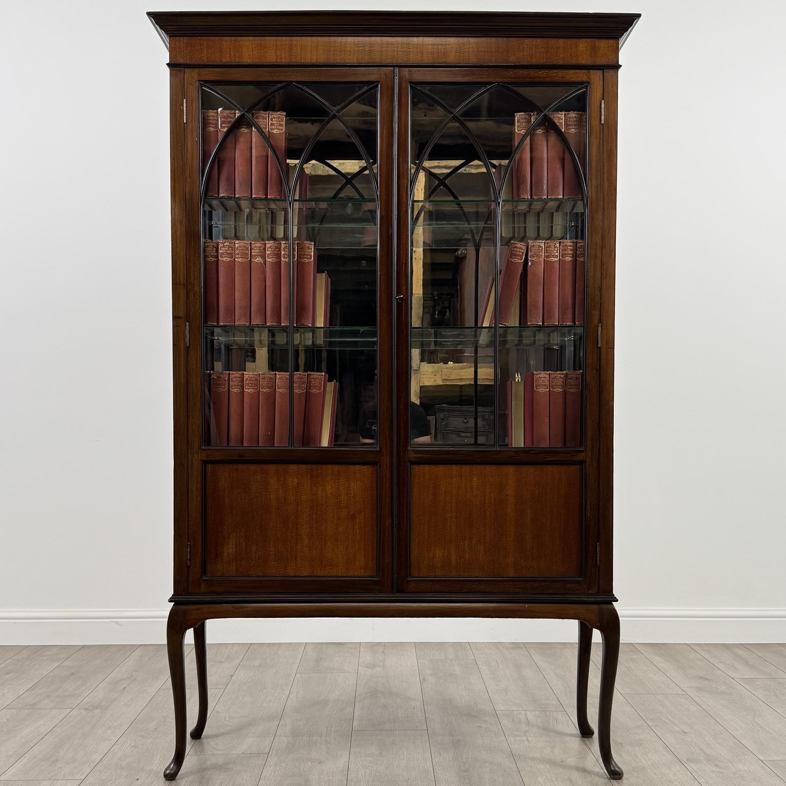 Antique 20th Century Good Quality Display Cabinet In Mahogany (1 of 11)