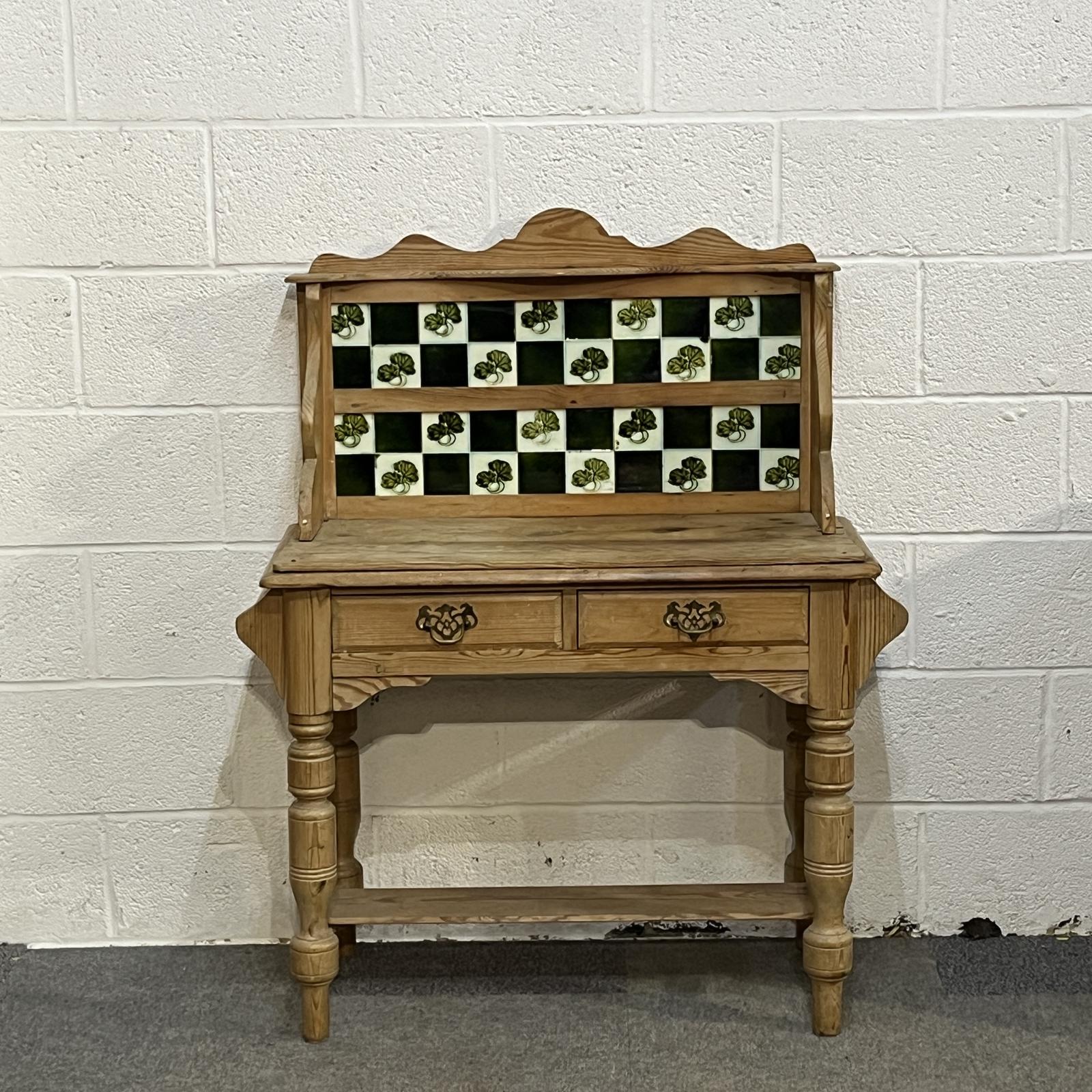 Victorian Pine Tiled Washstand (1 of 11)