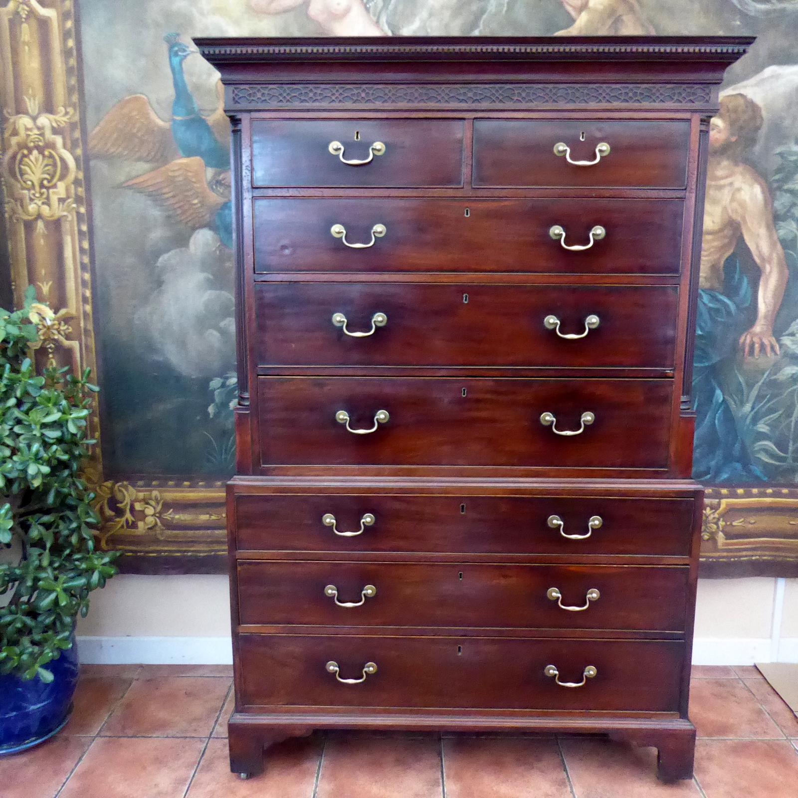 Chest on Chest Mahogany 1800 Chippendale Style (1 of 18)