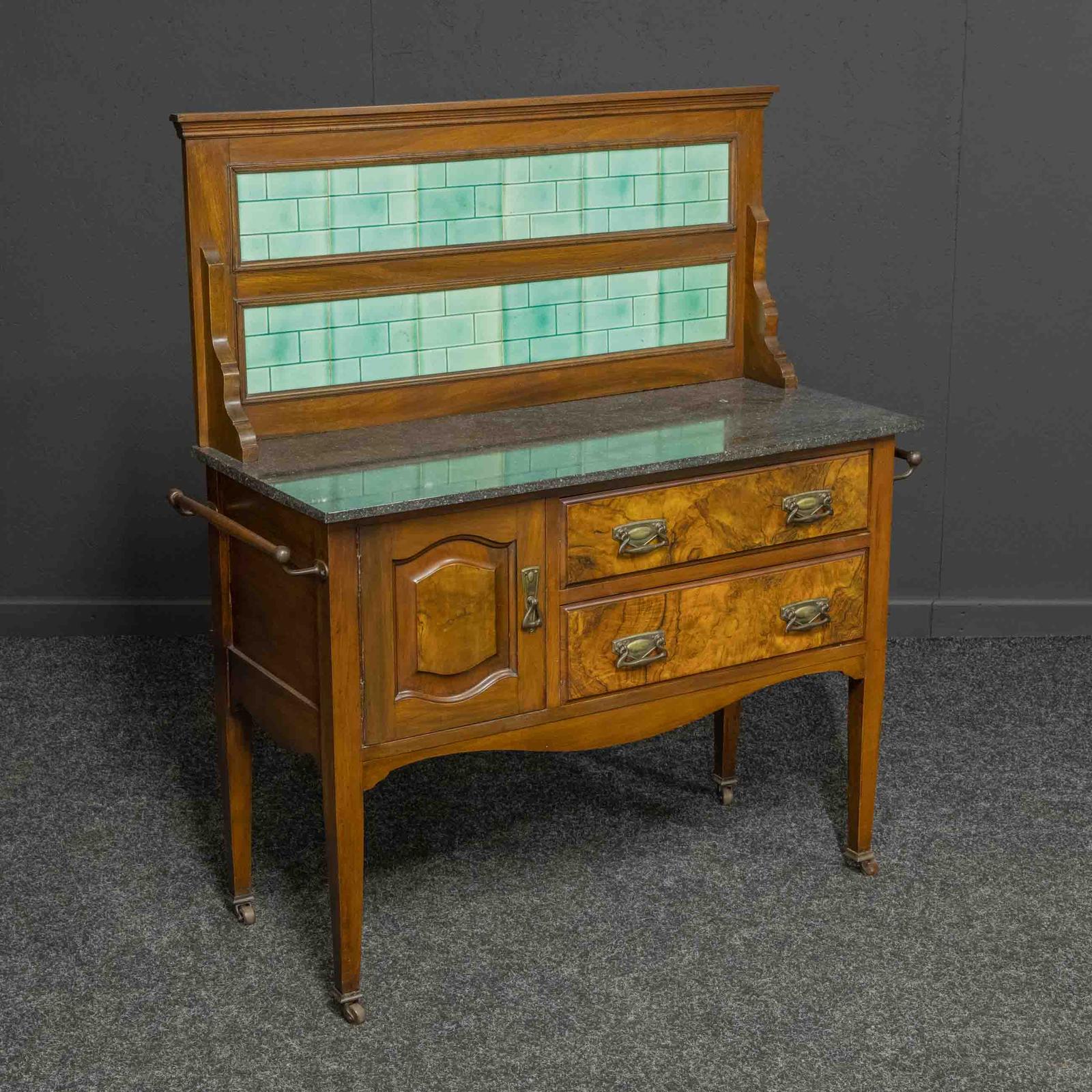 Late Victorian Walnut Washstand (1 of 13)