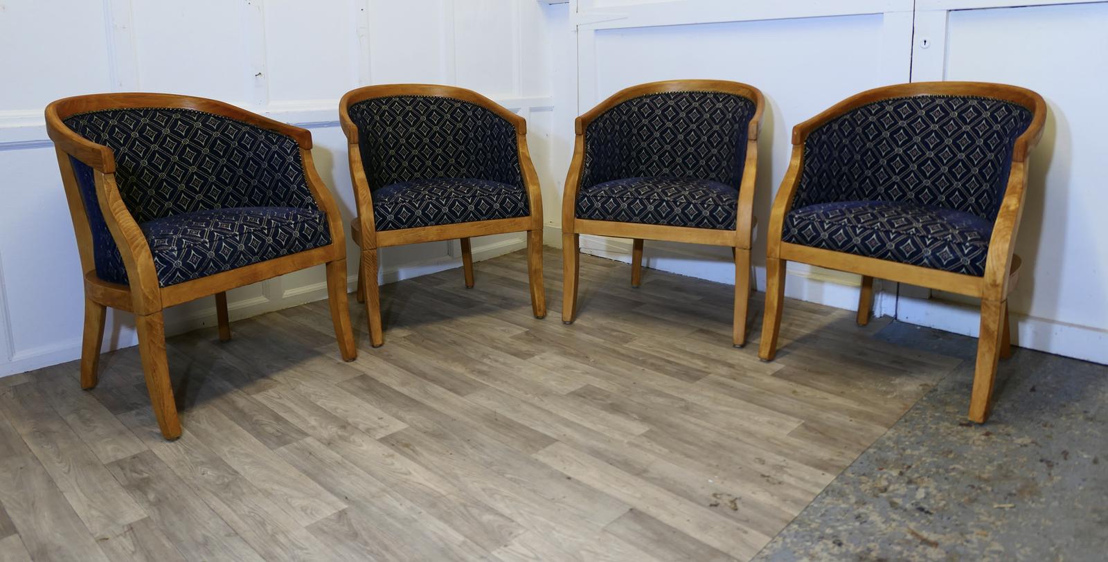 Set of 4 Upholstered Tub Chairs (1 of 11)