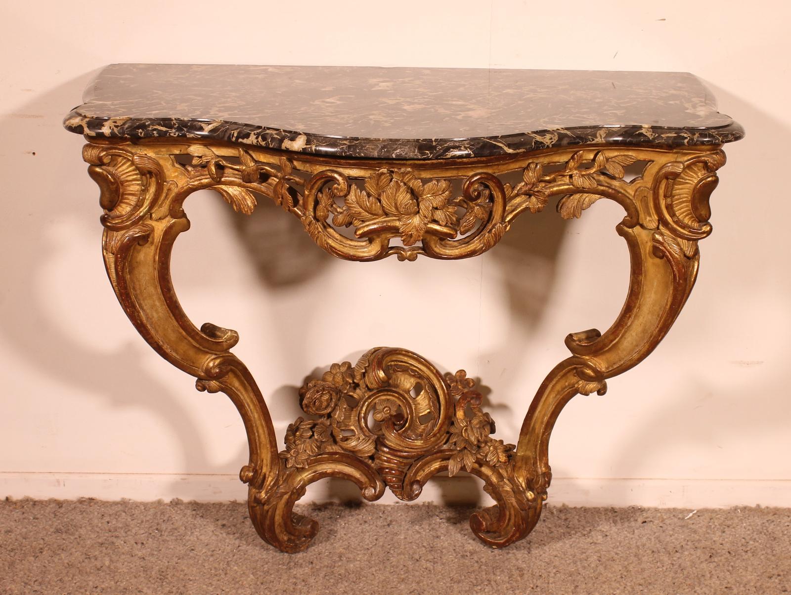 Louis XV Period Console In Gilded Wood (1 of 16)