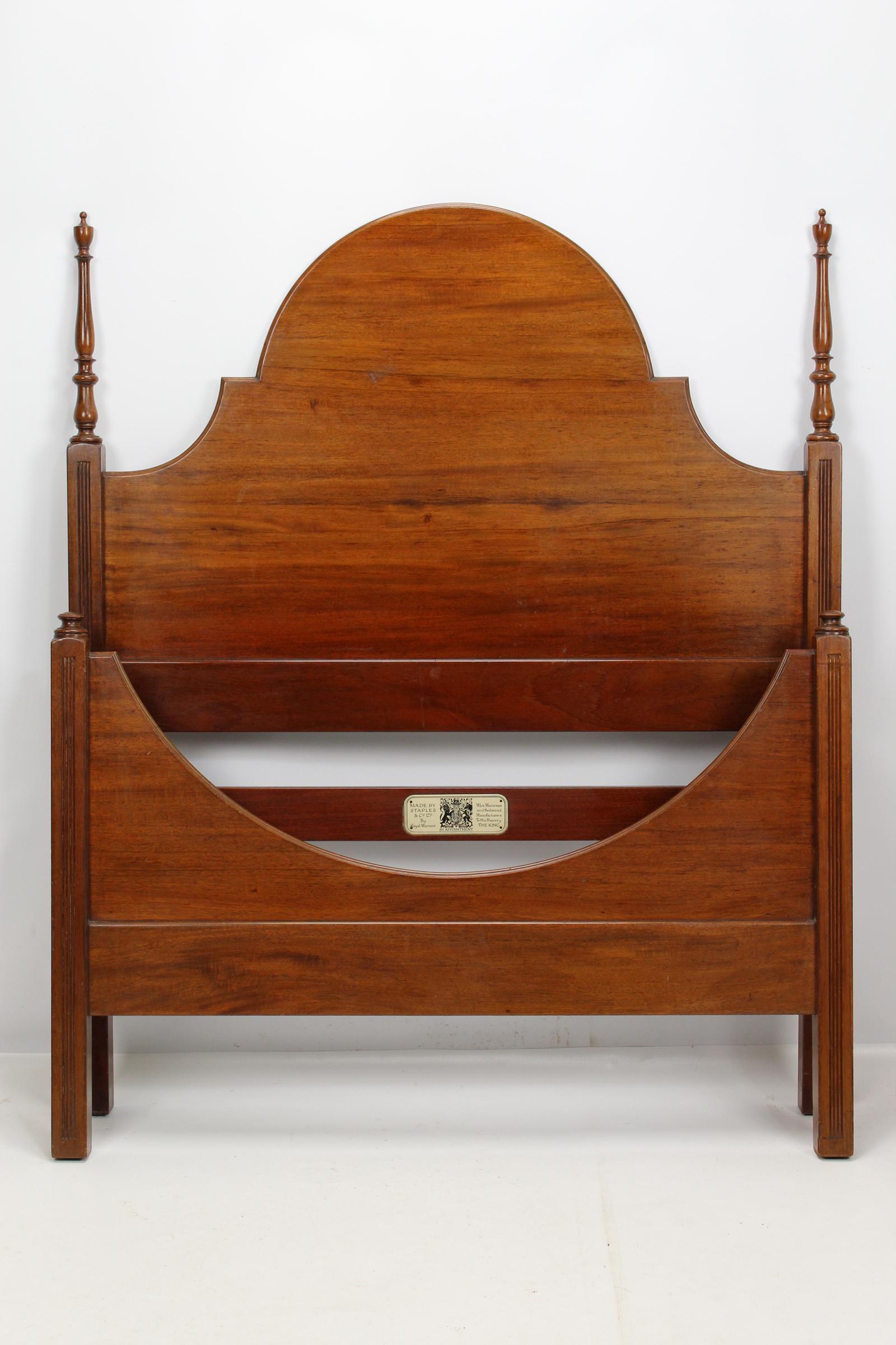 Edwardian Mahogany Large Single Bed (3ft6) (1 of 13) Edwardian Mahogany Large Single Bed (3ft6) (1 of 13)