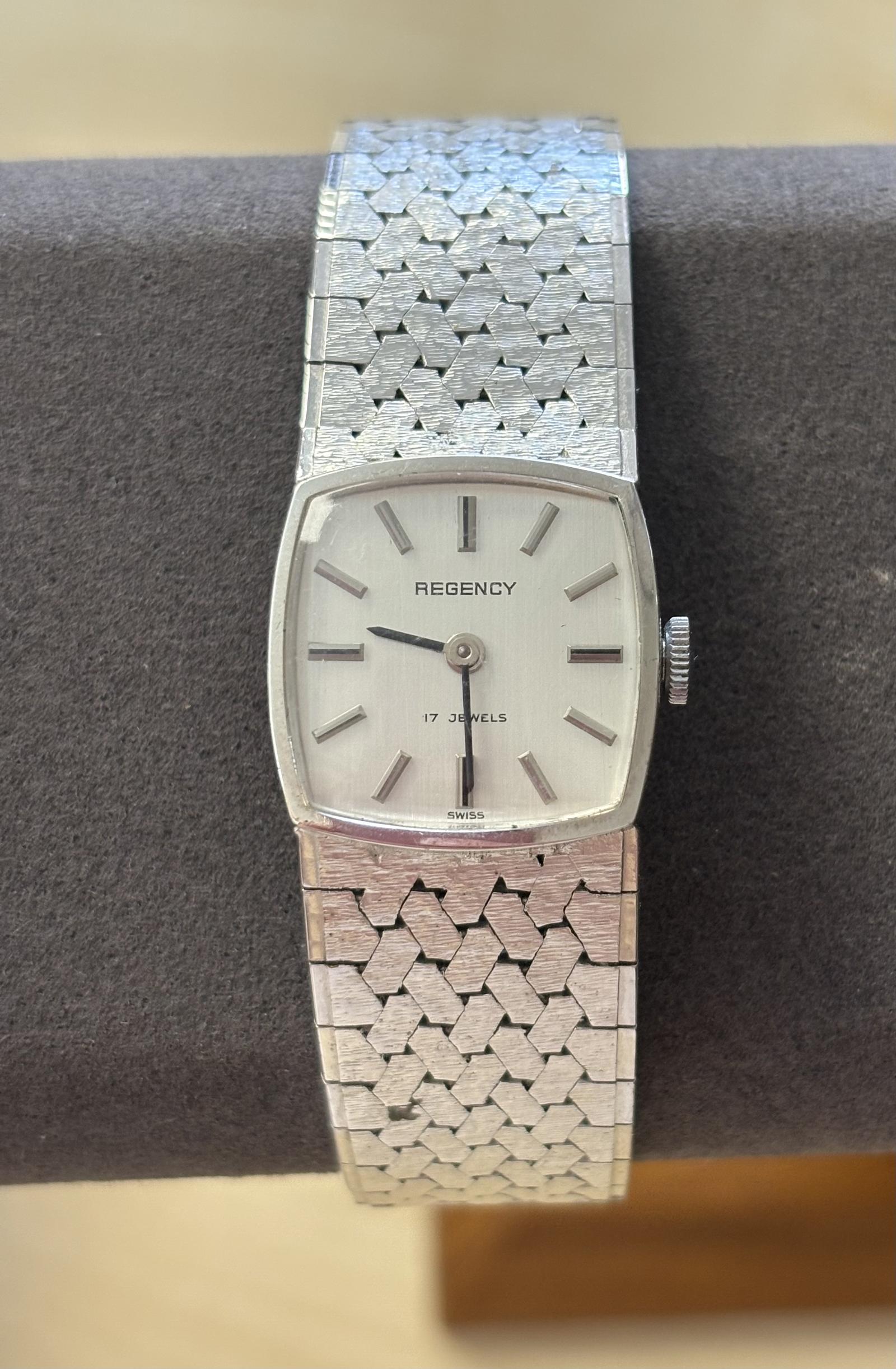 1970s Silver Plated Regency Ladies Watch (1 of 4)