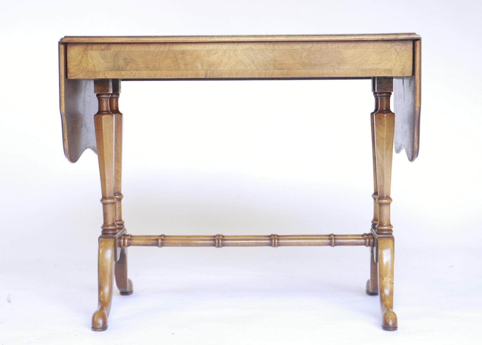 Walnut Queen Anne Style Drop Leaf Coffee Table c.1930 (1 of 6)