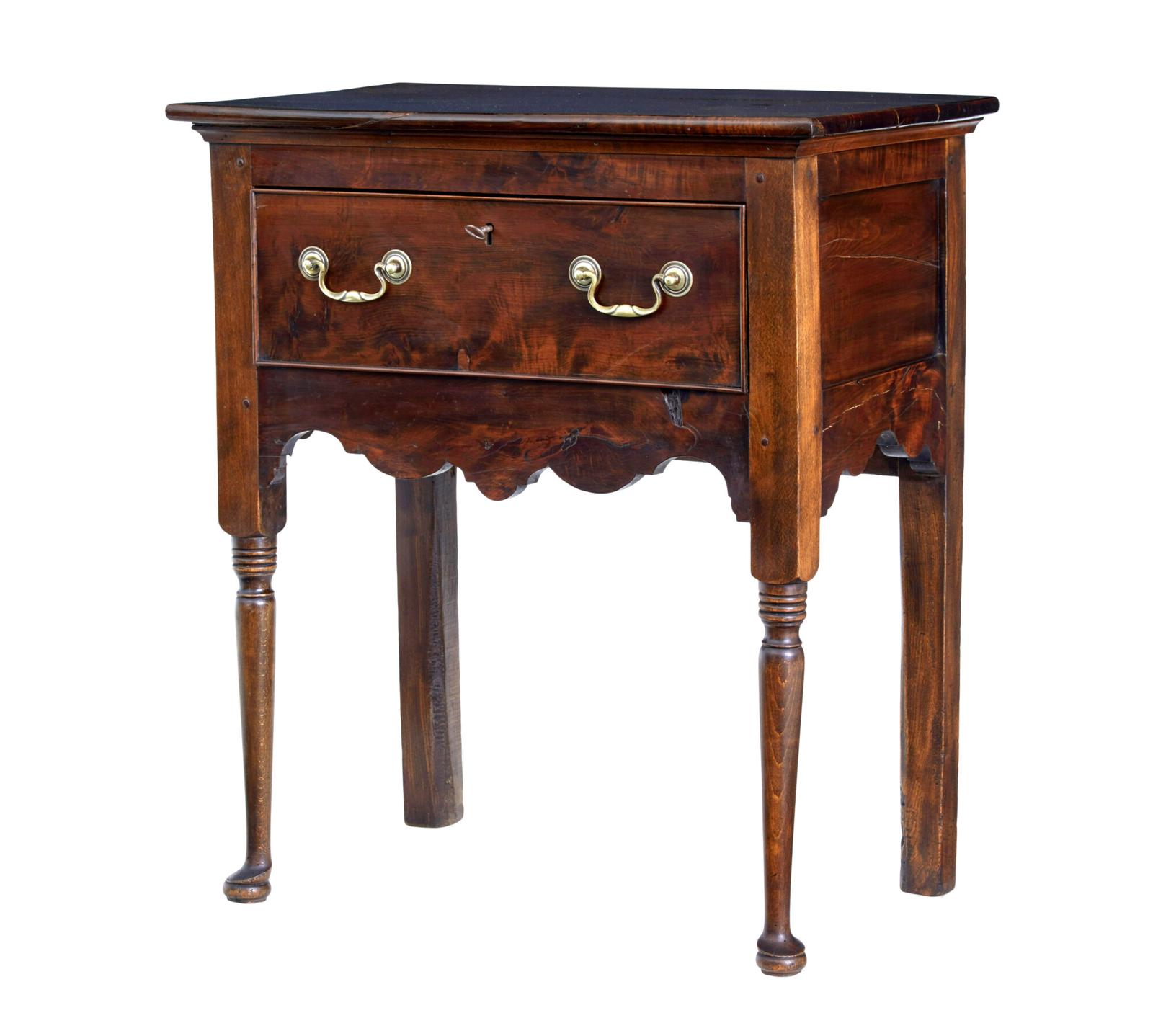 18th Century Small Yew Wood Dresser (1 of 8) 18th Century Small Yew Wood Dresser (1 of 8)