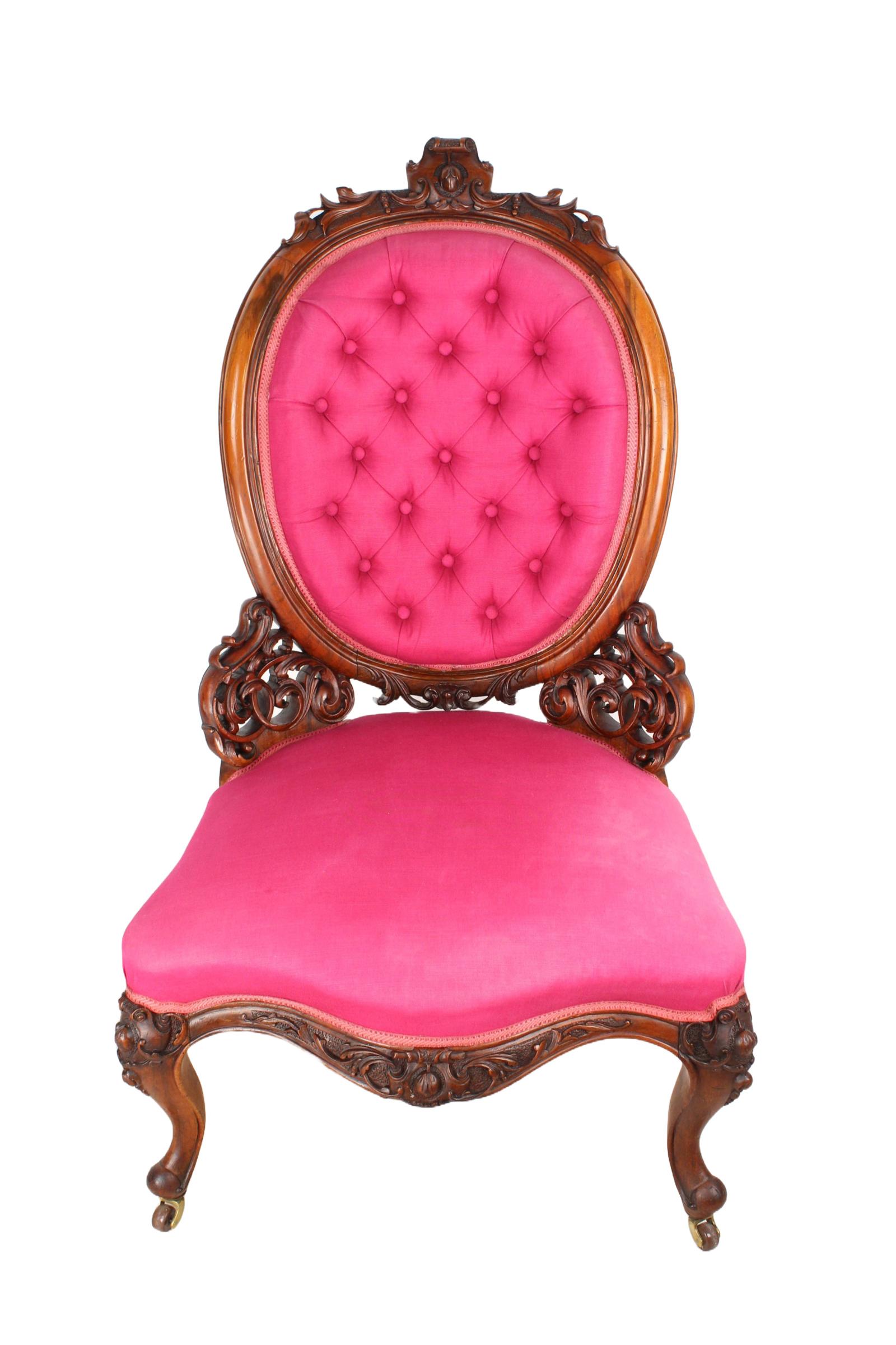 A Victorian Walnut Button Back Dressing Table Chair (1 of 13) A Victorian Walnut Button Back Dressing Table Chair (1 of 13)