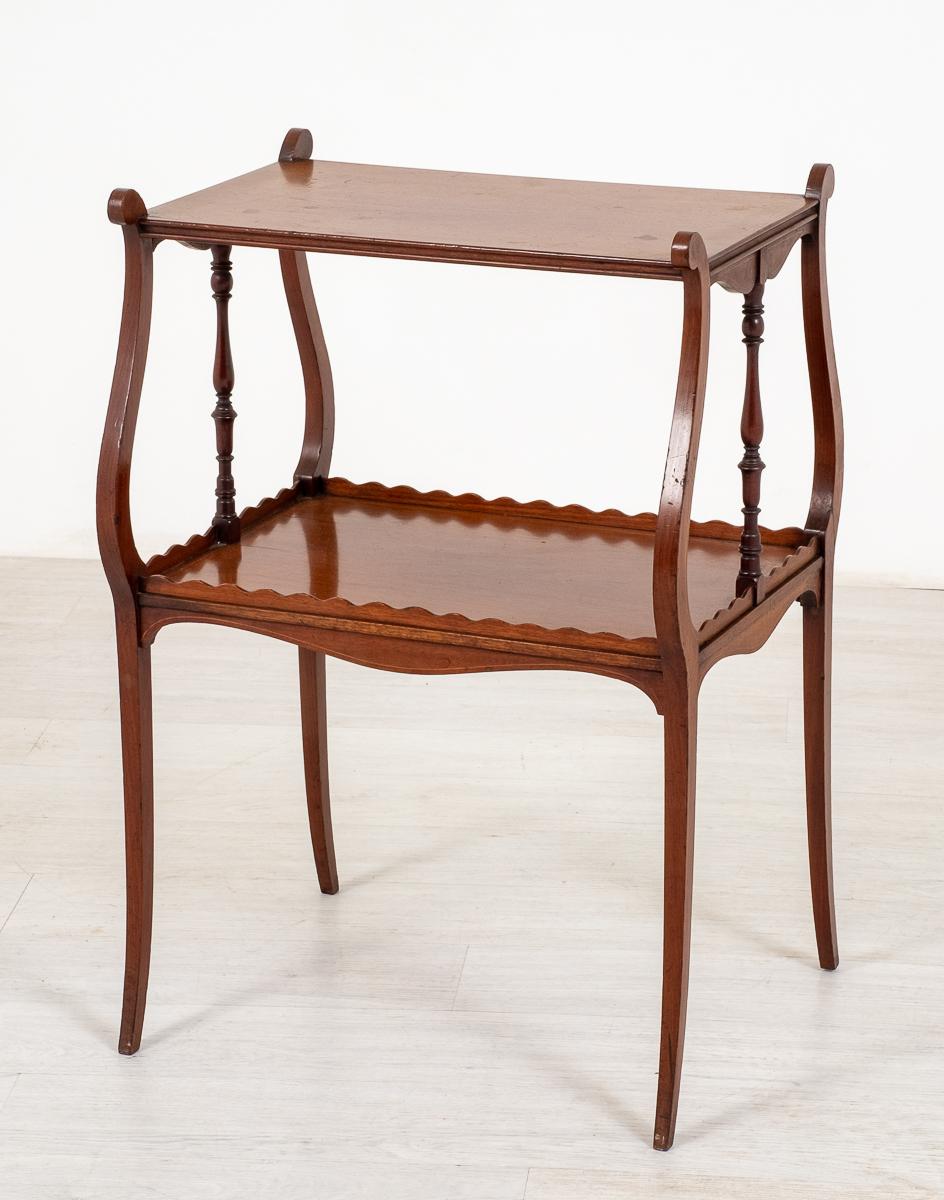 Pretty Mahogany Inlaid Occasional Table (1 of 6)