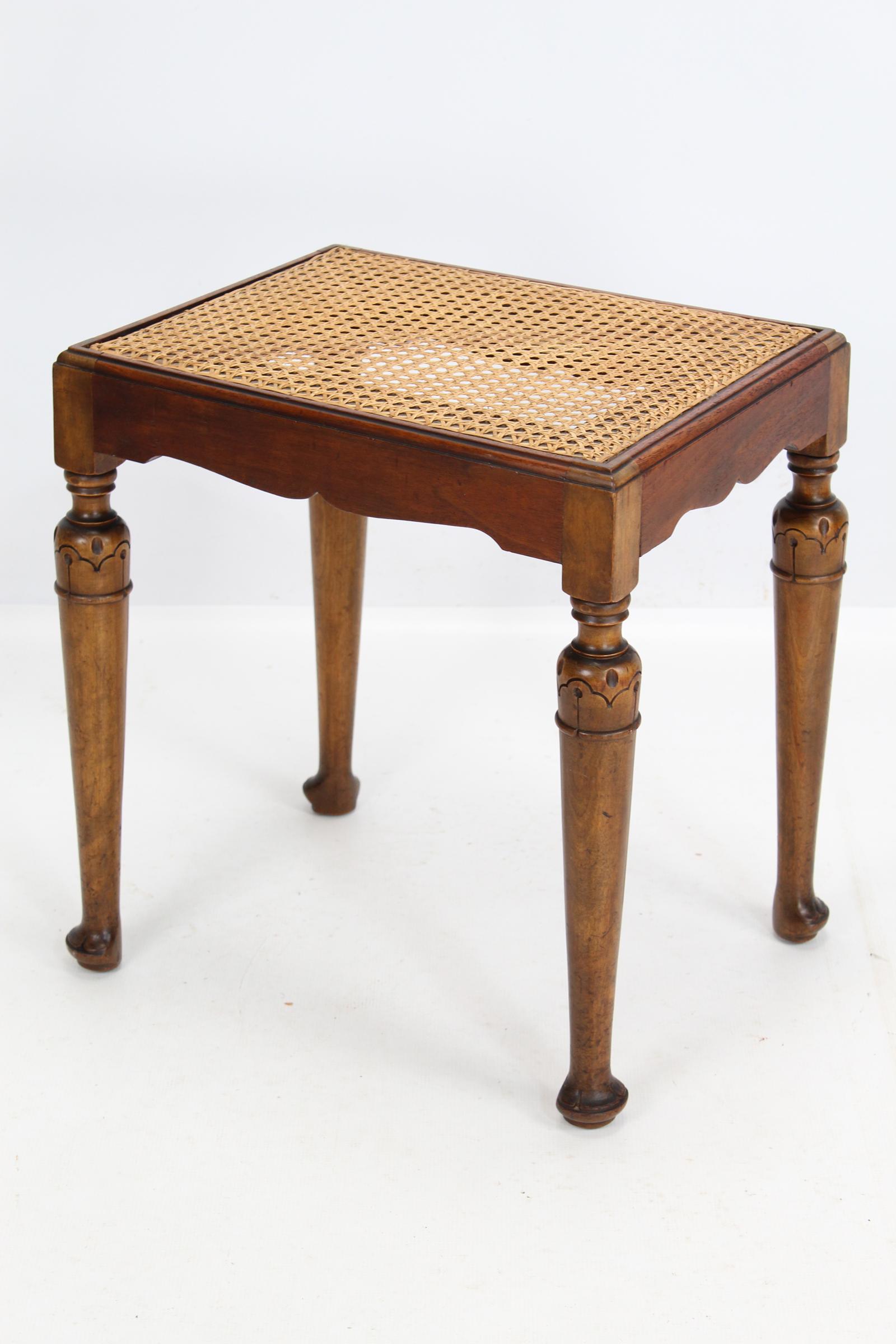 Edwardian Mahogany Dressing Table Stool (1 of 13) Edwardian Mahogany Dressing Table Stool (1 of 13)