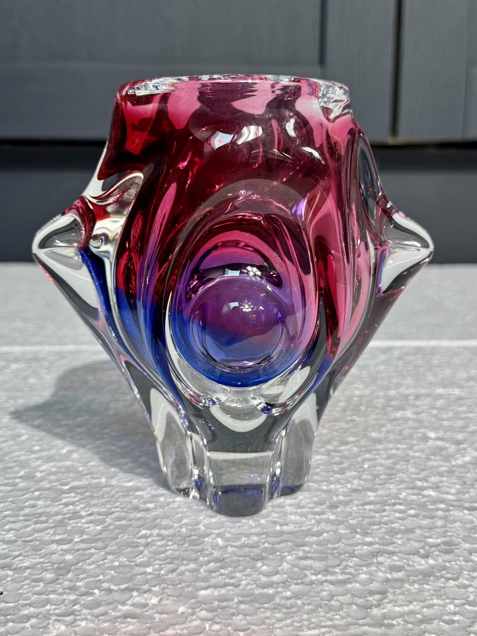 Chribska Abstract Glass Vase (1 of 8)