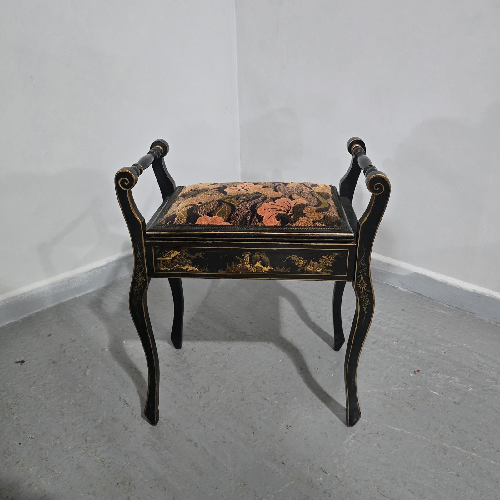 Good Chinoiserie Piano Stool (1 of 7) Good Chinoiserie Piano Stool (1 of 7)